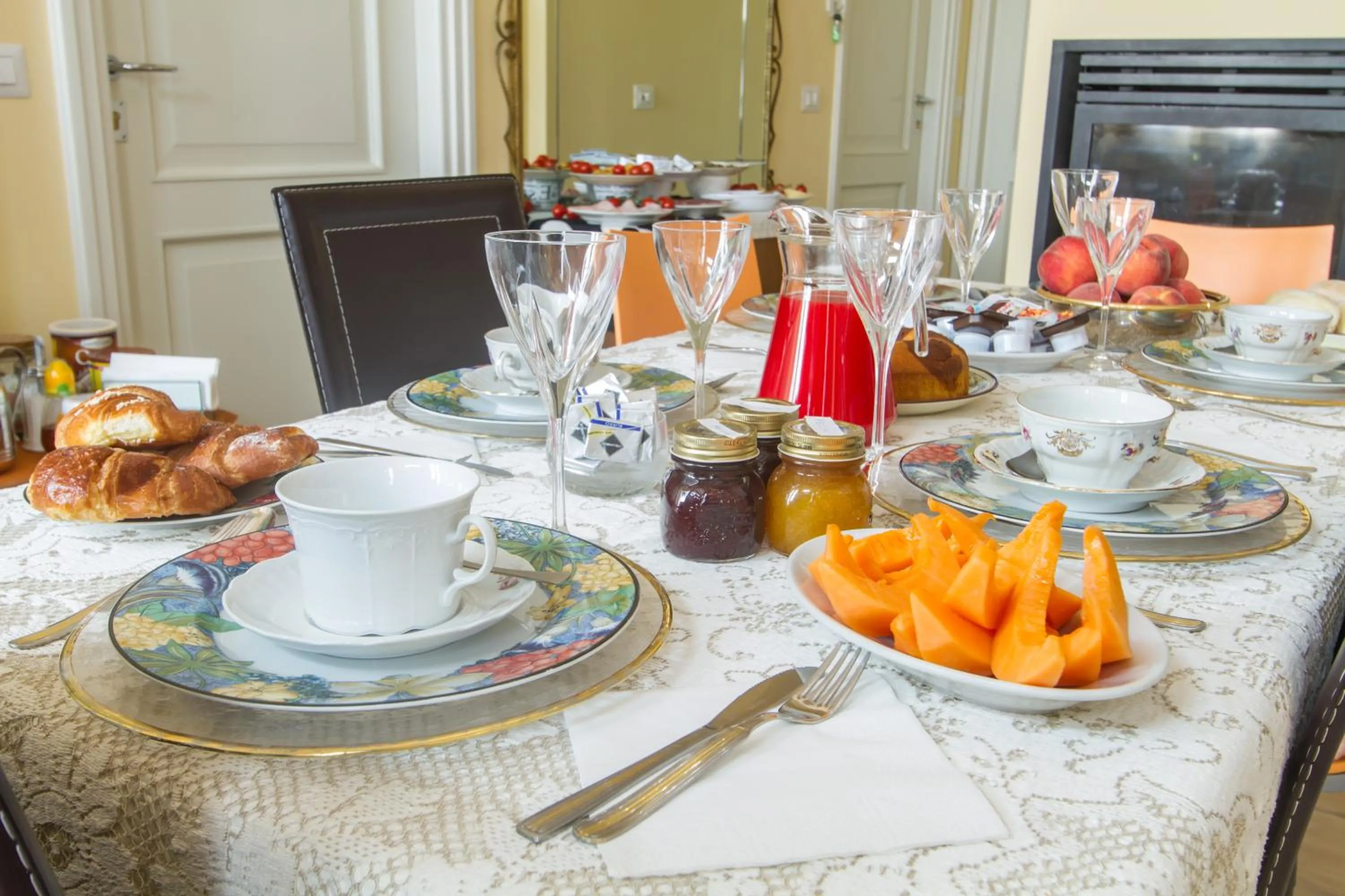 Buffet breakfast in B&B Antico Cortile