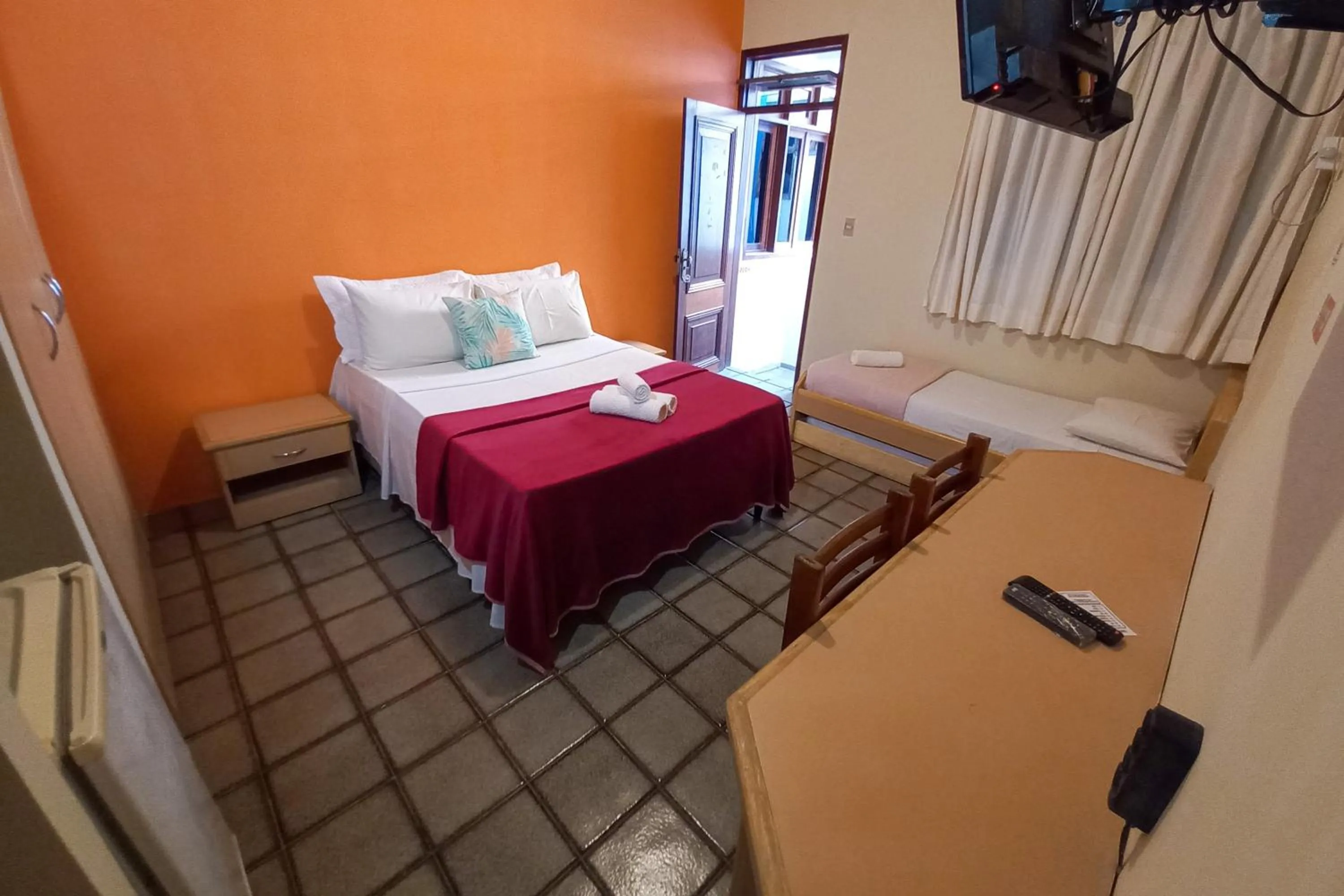 Economy Triple Room in Pousada Casa Grande