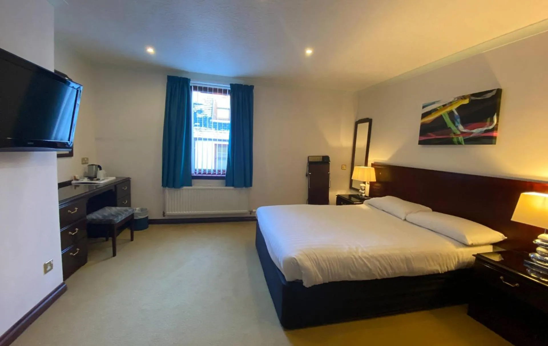 Bed in The Priory Hotel