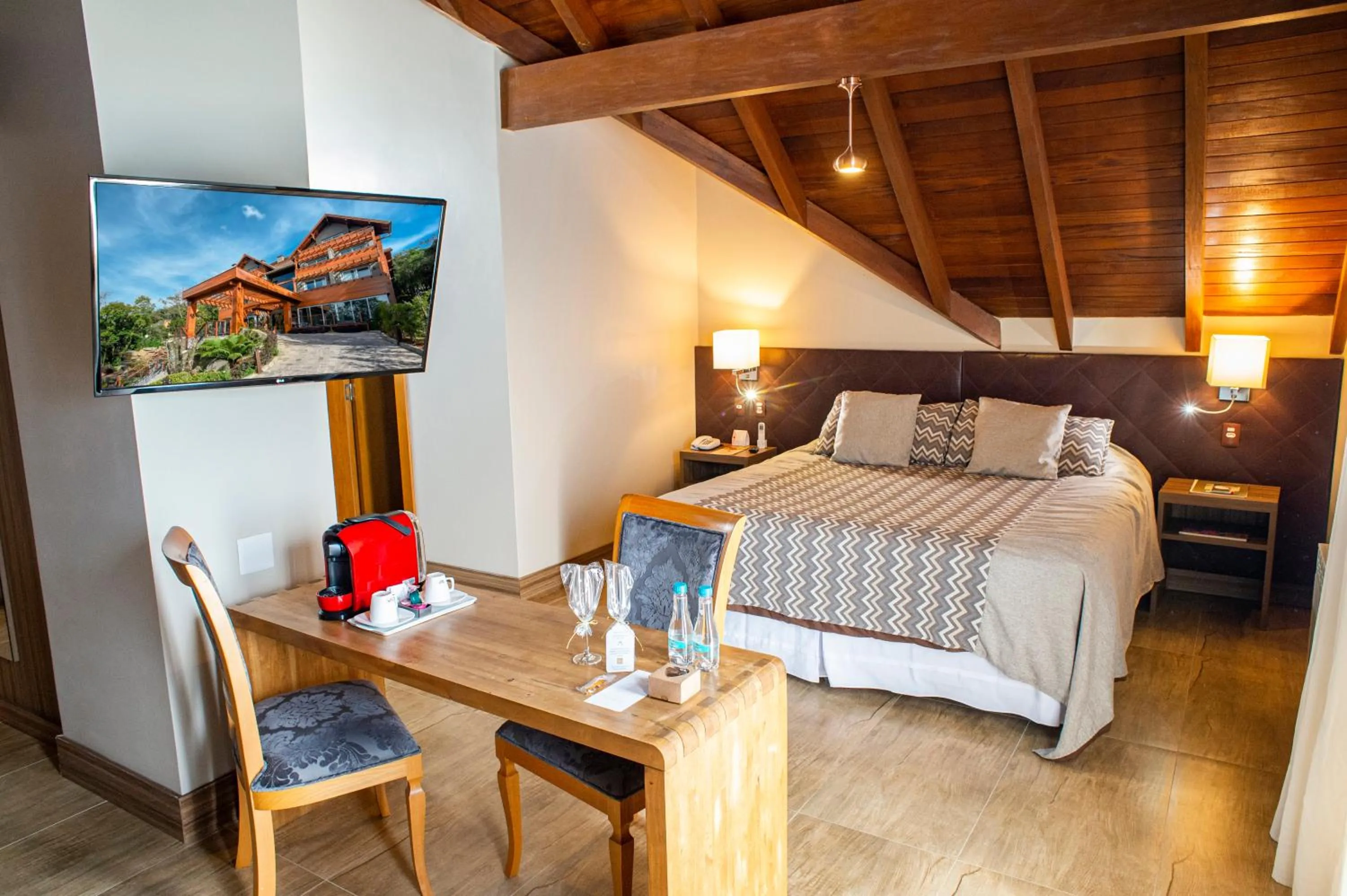 Bedroom, Bed in Hotel Refugio da Montanha