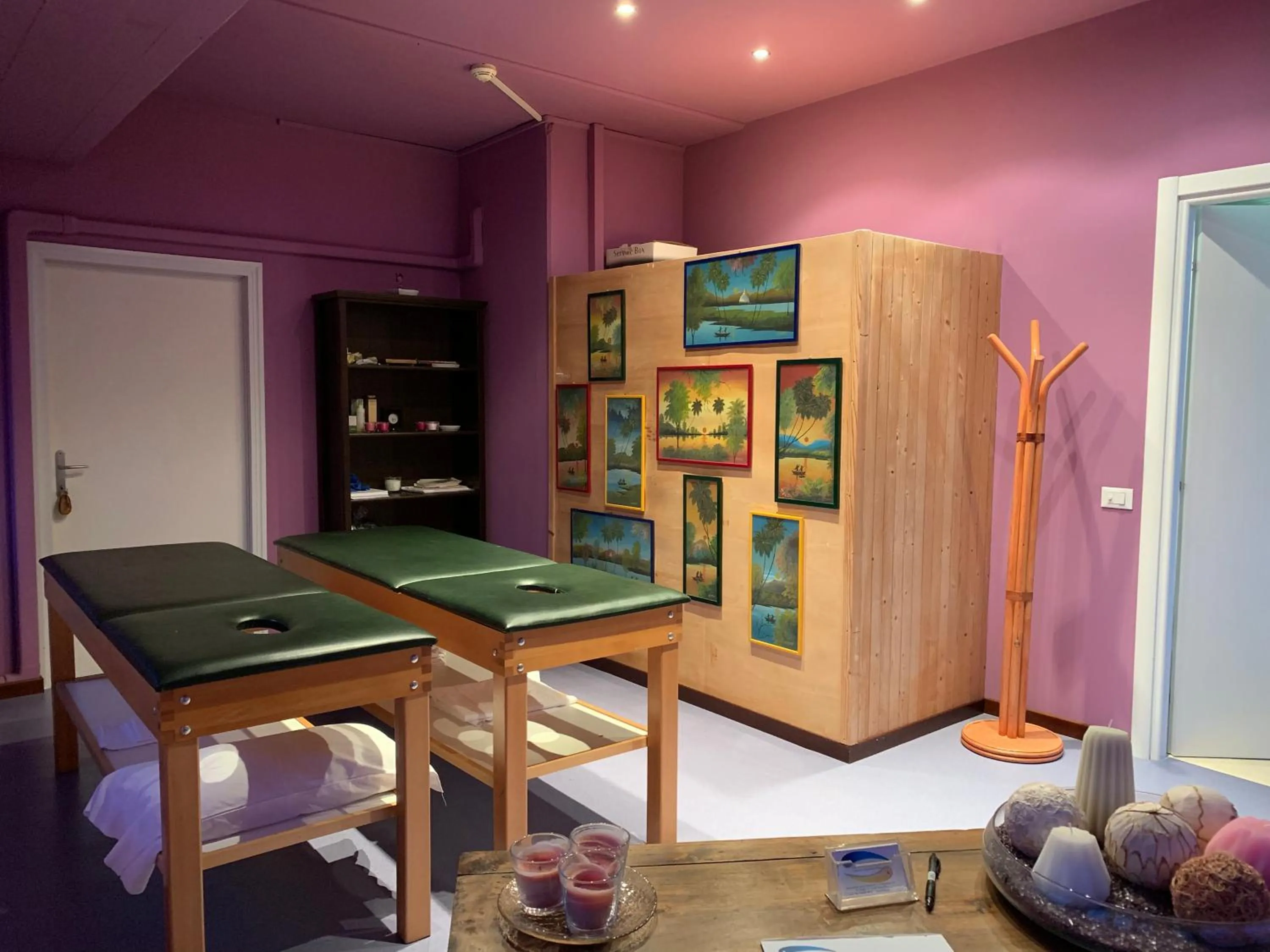 Massage in G&D Hotel Deanna Pool&Brunch