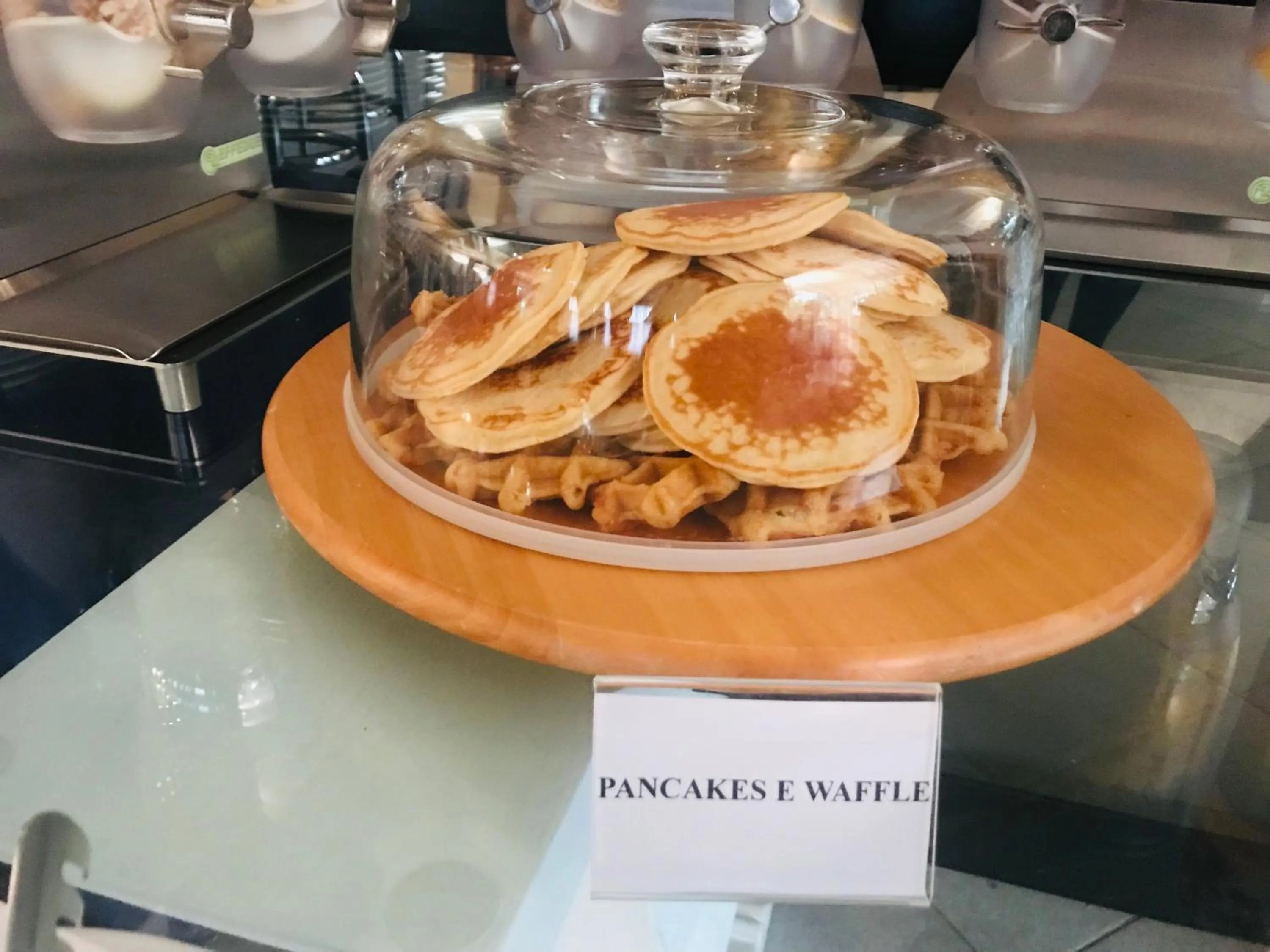 Buffet breakfast in G&D Hotel Deanna Pool&Brunch