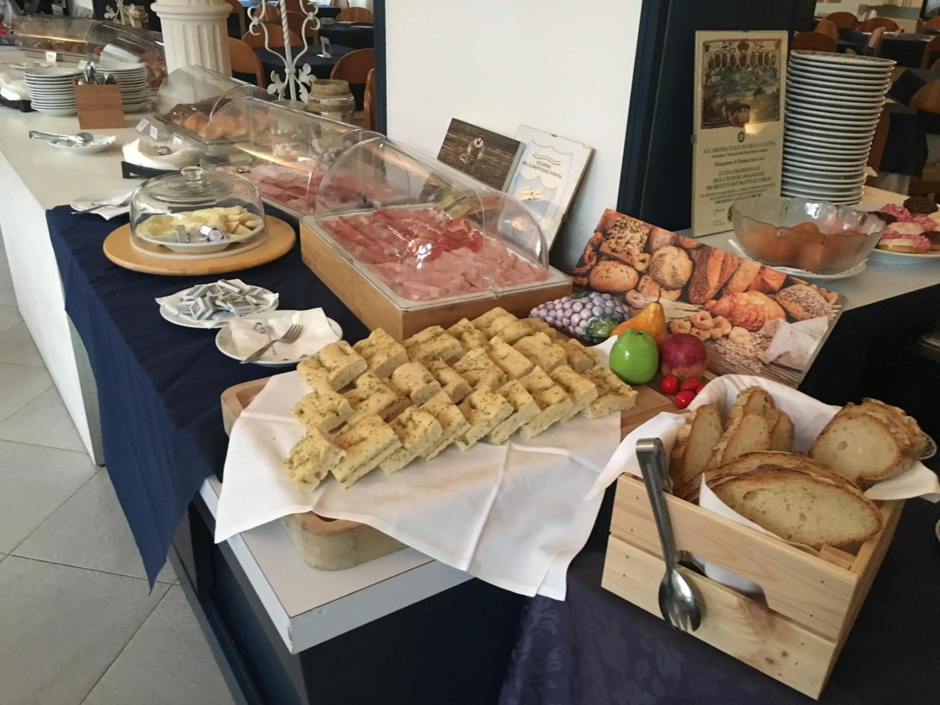 Buffet breakfast in G&D Hotel Deanna Pool&Brunch