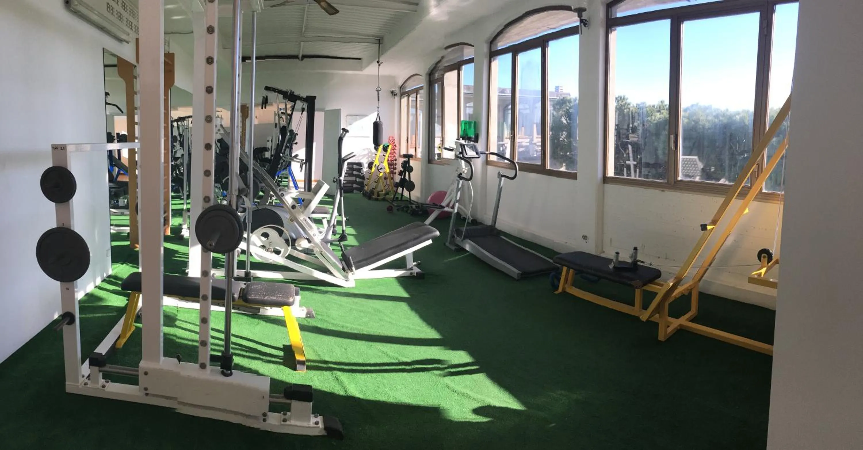 Fitness centre/facilities in G&D Hotel Deanna Pool&Brunch