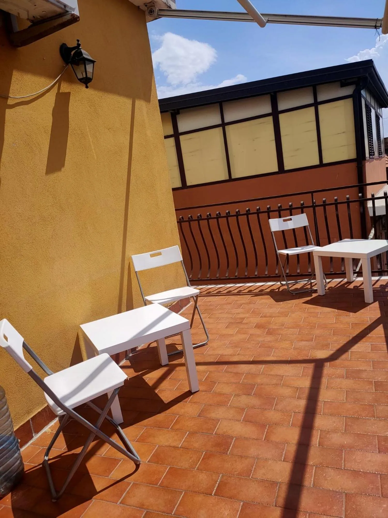 Property building in Bed and fly Aeroporto Catania reception