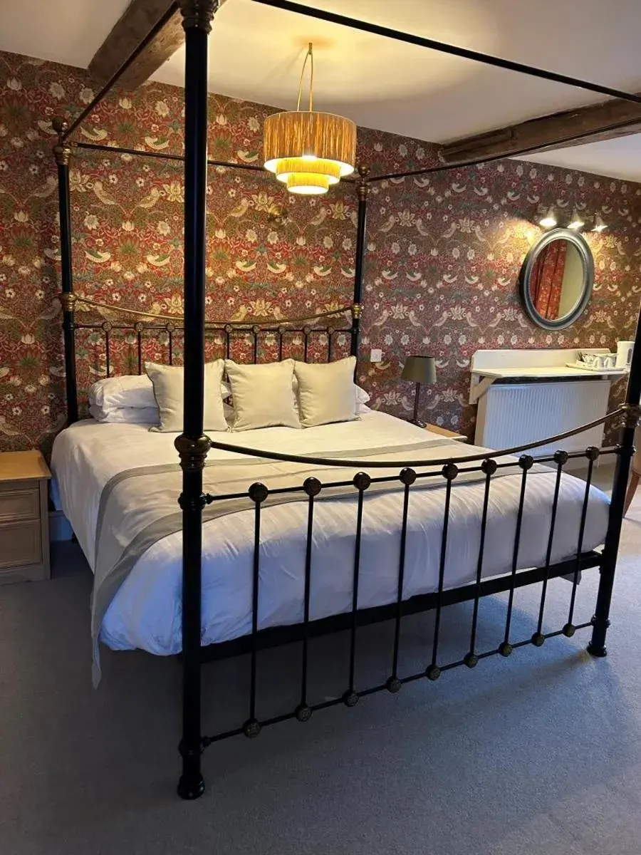 Deluxe River Suite - single occupancy in Waveney House Hotel Deluxe River Suite - single occupancy in Waveney House Hotel