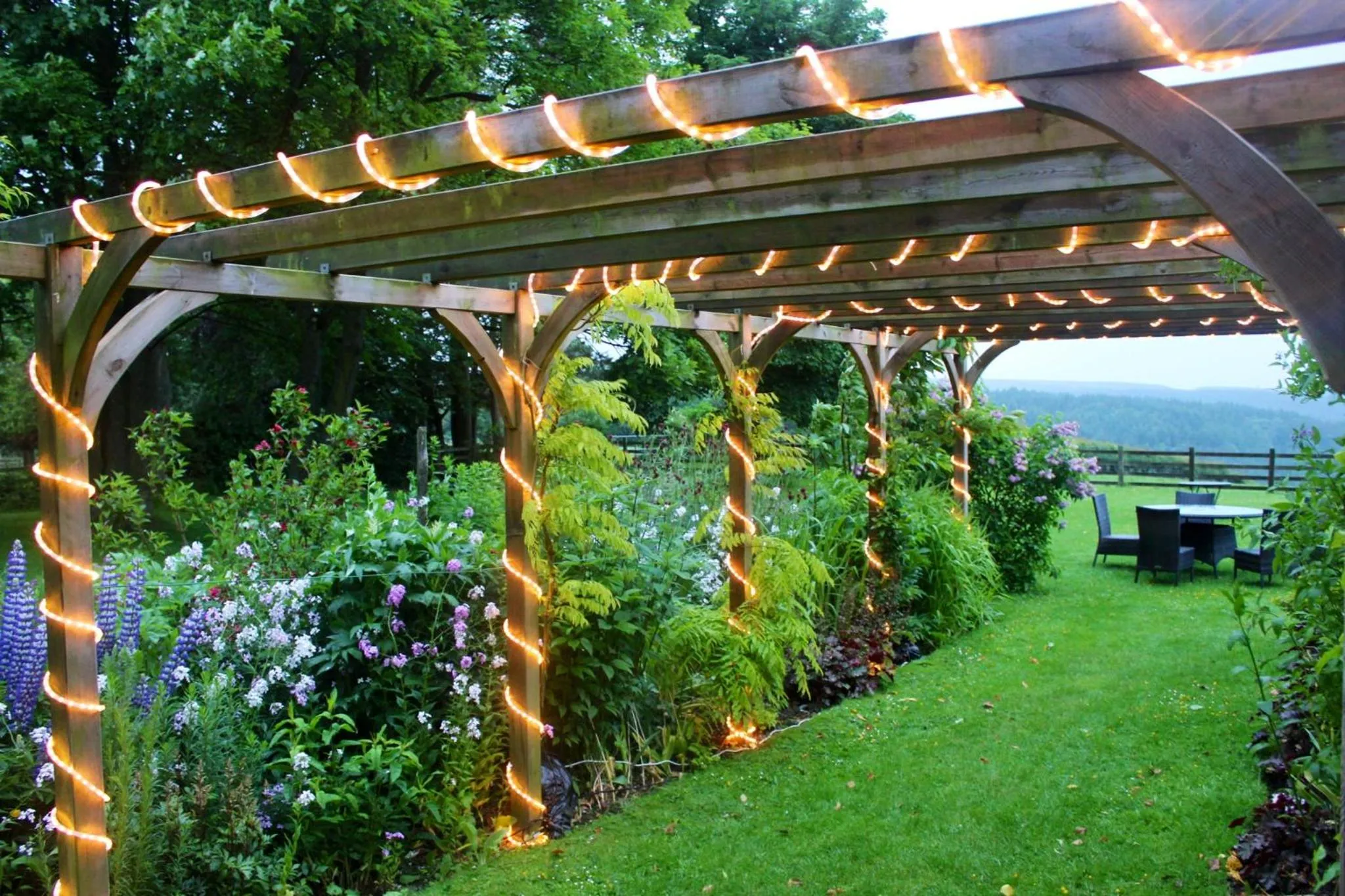 Garden in Mallyan Spout Hotel