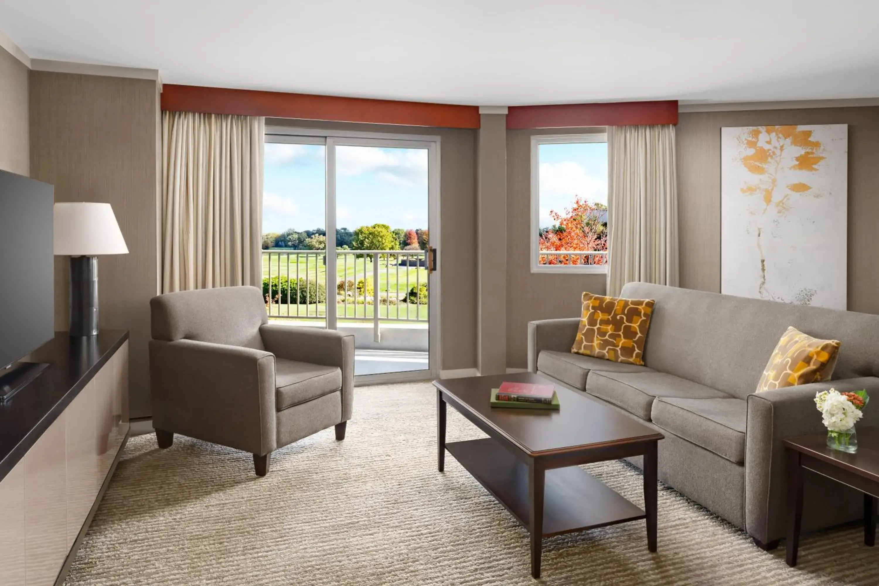 Studio Suite (single king) in Eaglewood Resort & Spa Studio Suite (single king) in Eaglewood Resort & Spa