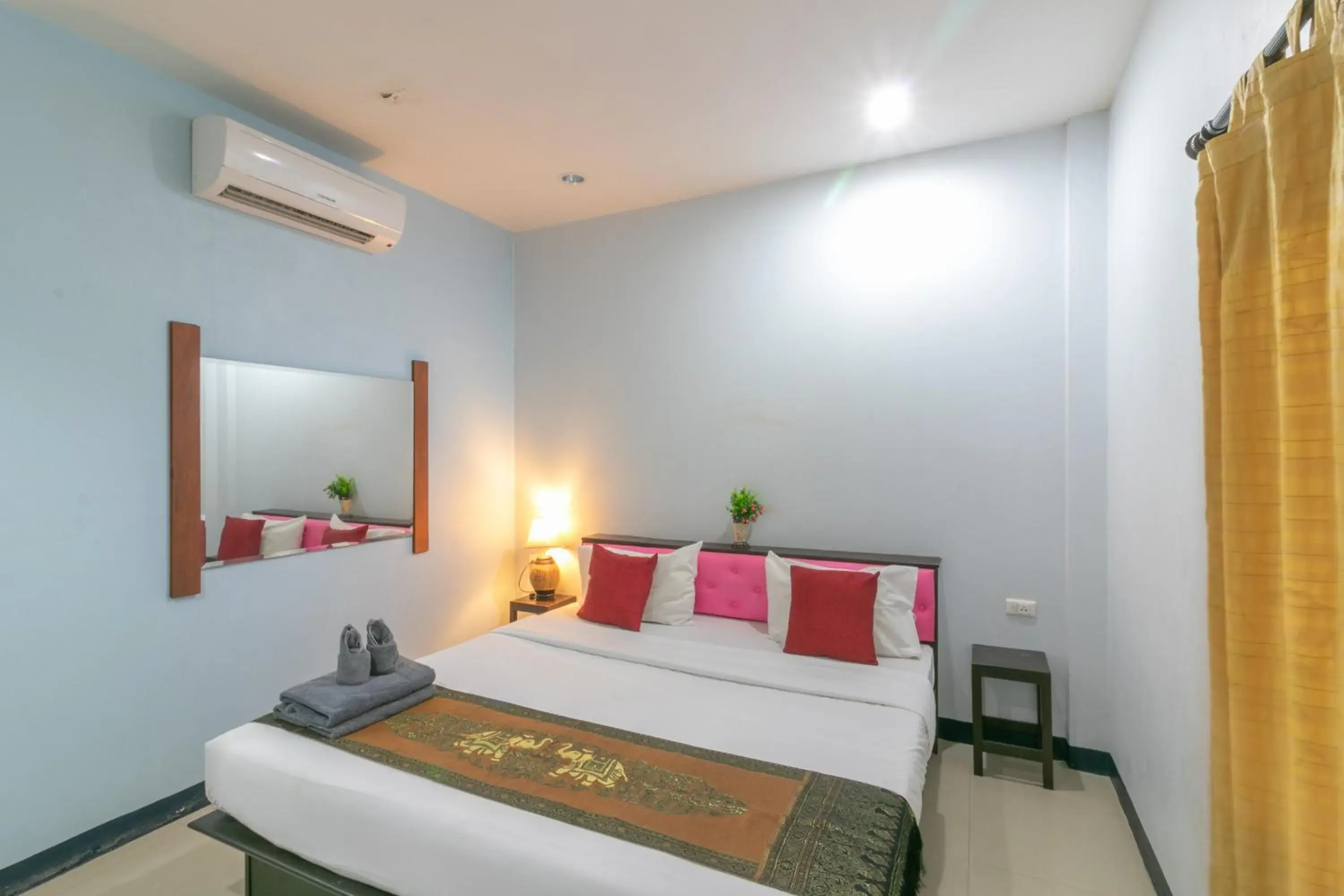 Bedroom, Bed in Chaiyo Resort Bedroom, Bed in Chaiyo Resort