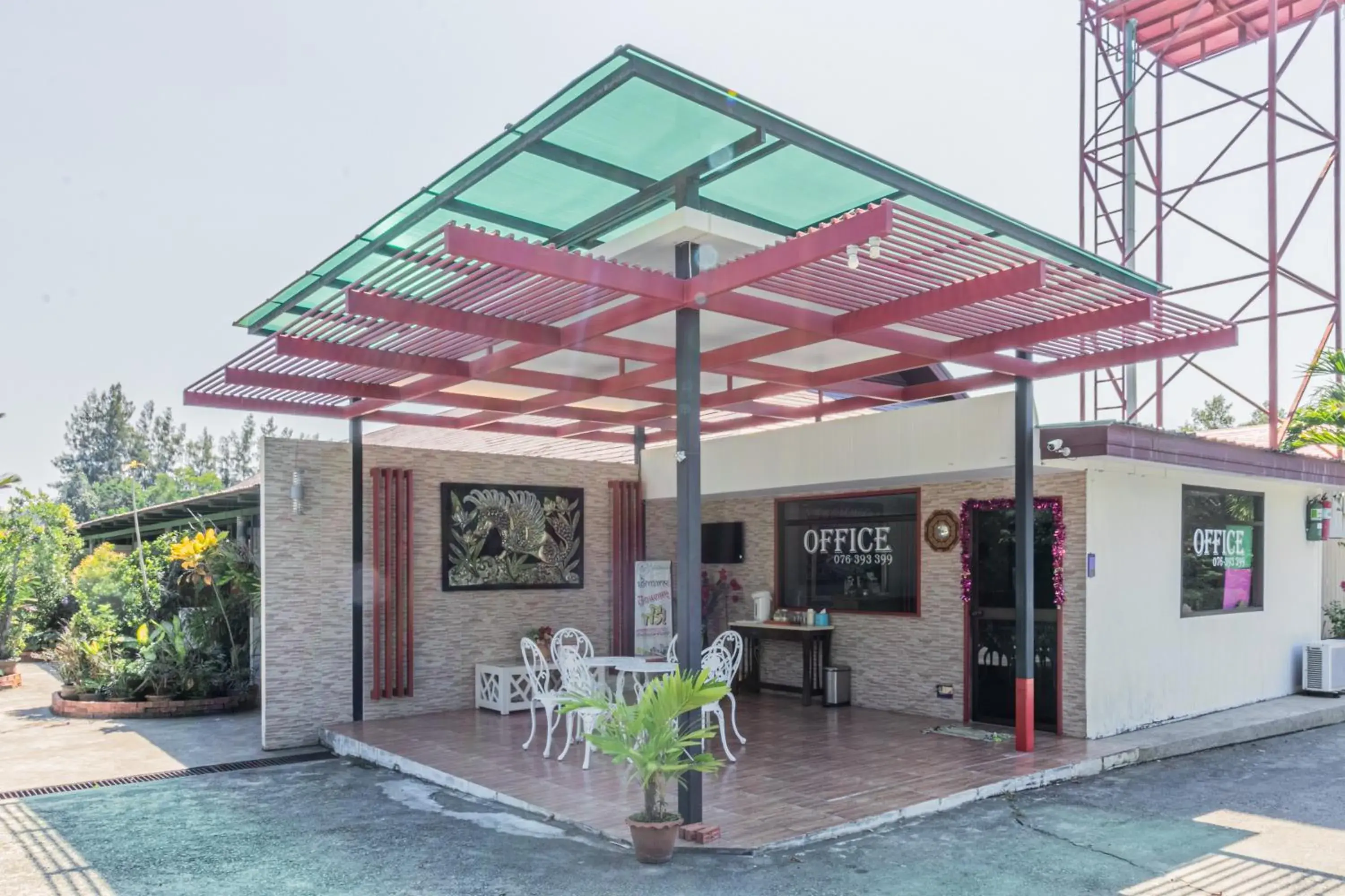 Facade/entrance in Chaiyo Resort Facade/entrance in Chaiyo Resort