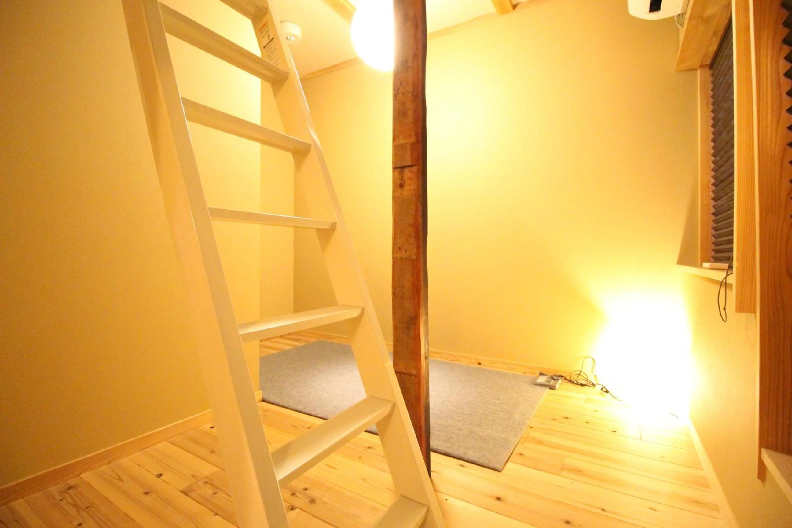 Photo of the whole room in Mibuan