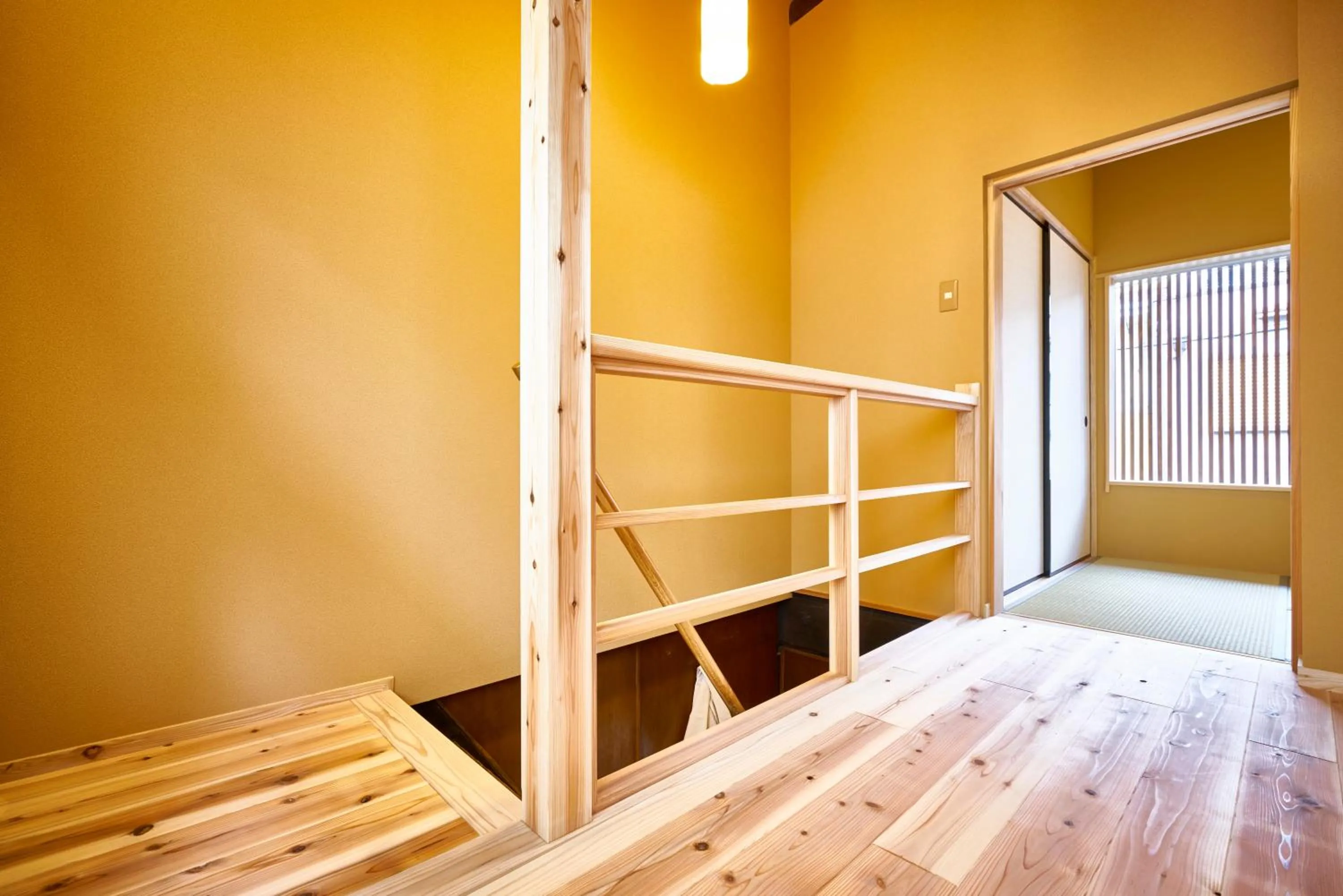 Photo of the whole room in Mibuan