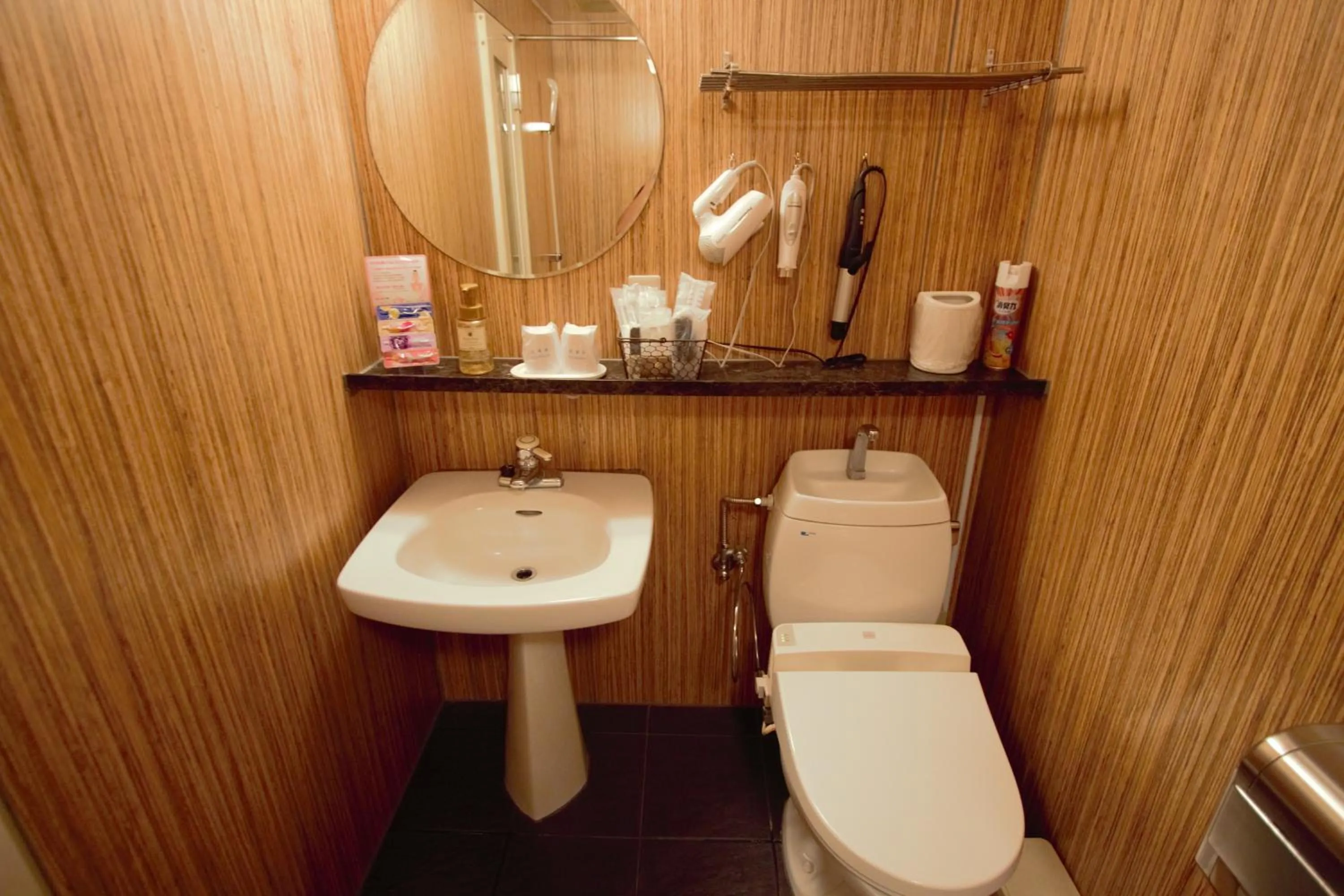 Bed in LaLa Resort (Adult Only)