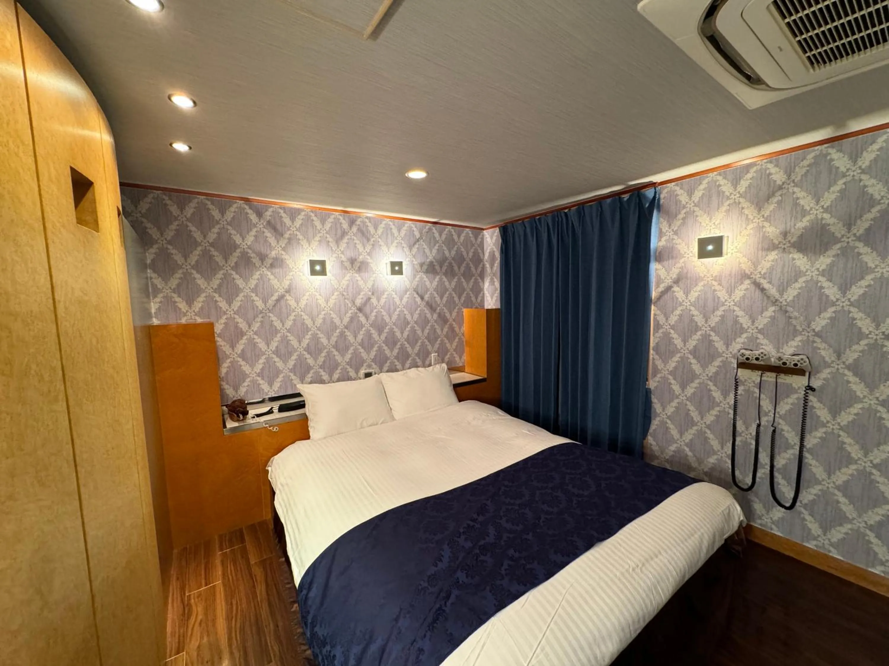 Bed in LaLa Resort (Adult Only)