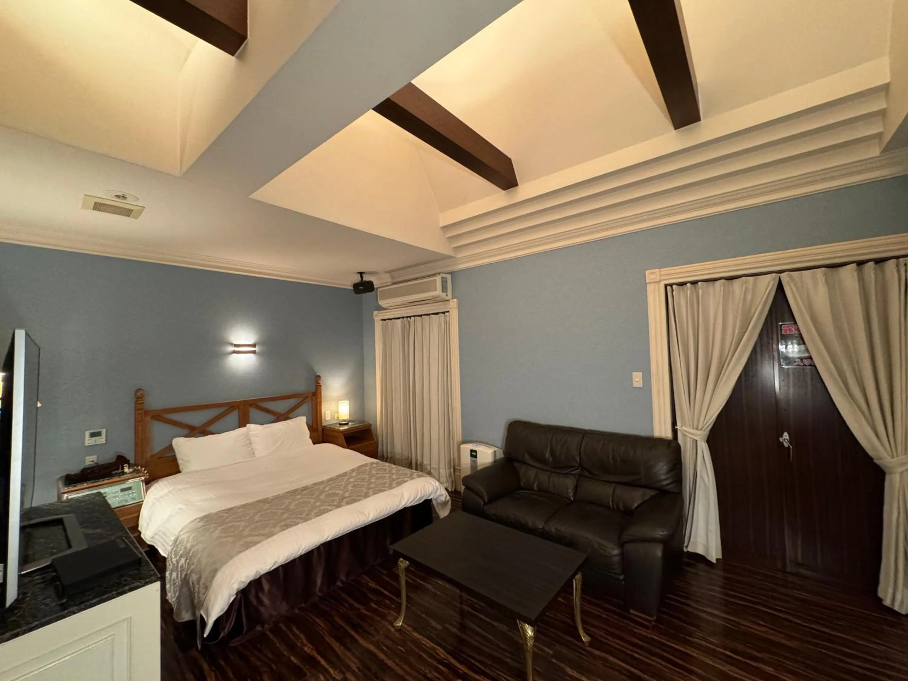 Bed in LaLa Resort (Adult Only)