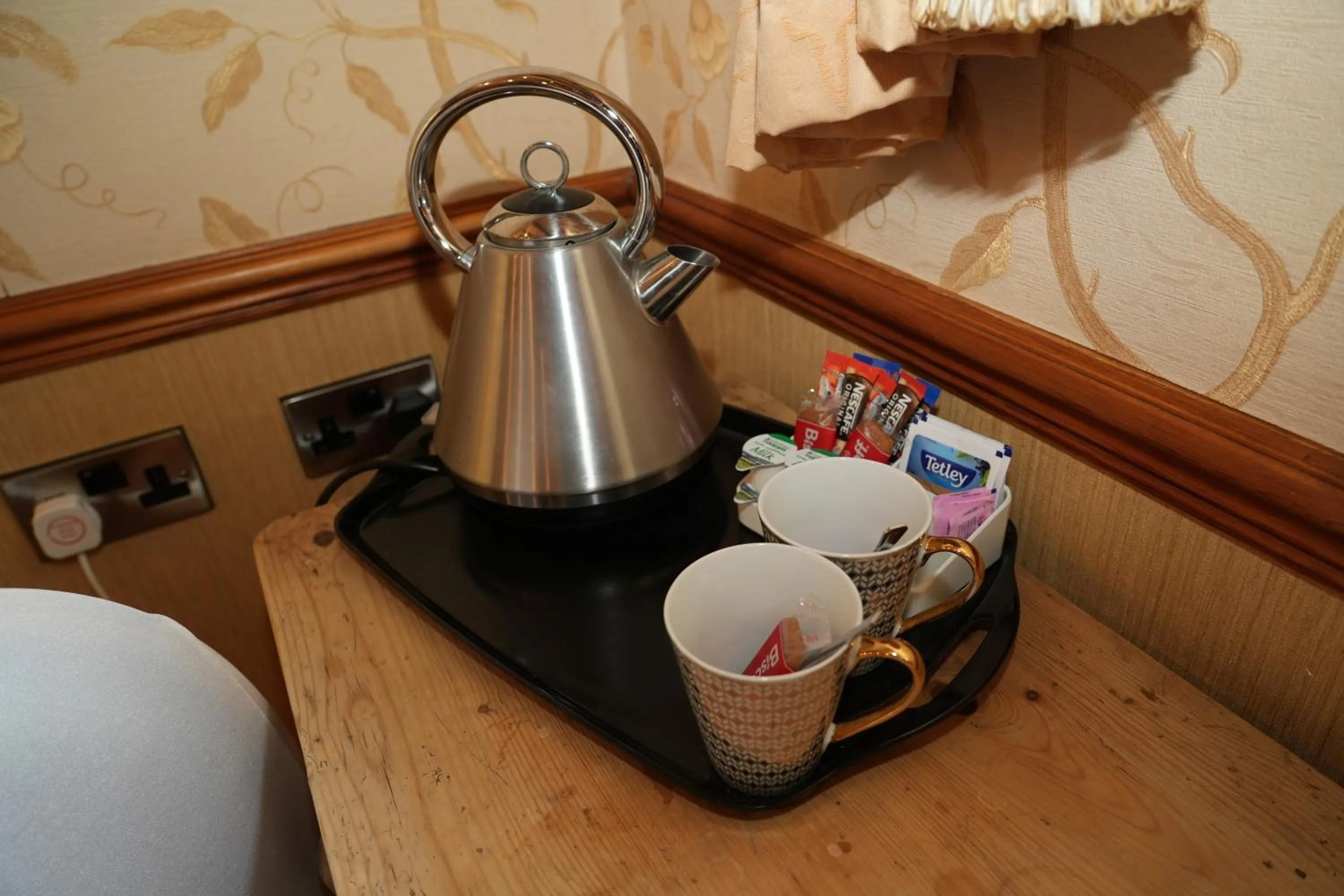 Coffee/tea facilities in The Dog and Partridge