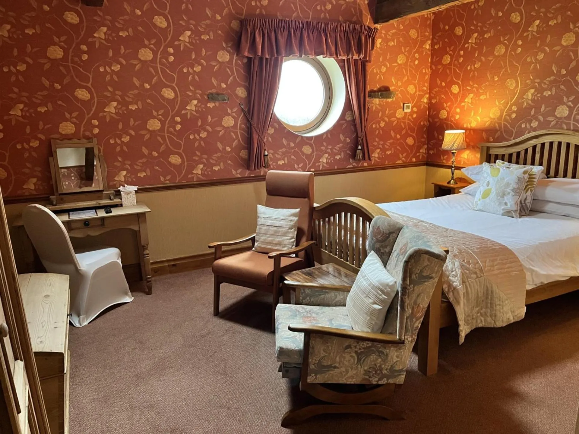 Bed in The Dog and Partridge