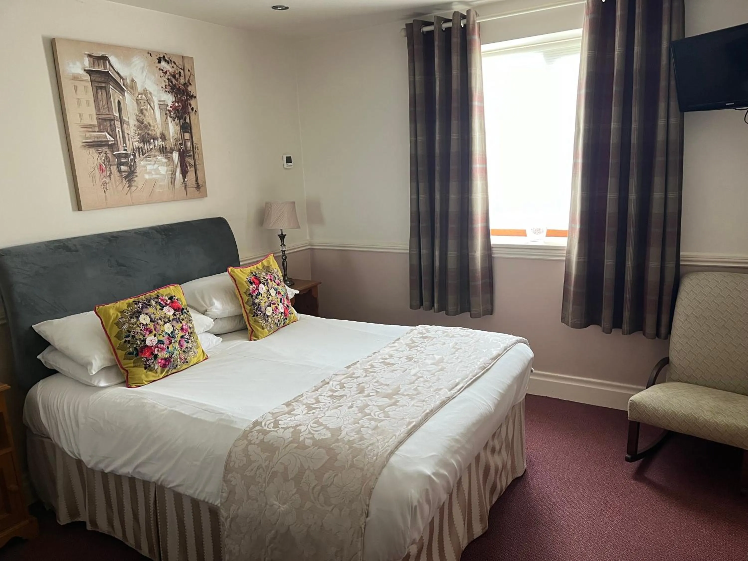 Bed in The Dog and Partridge