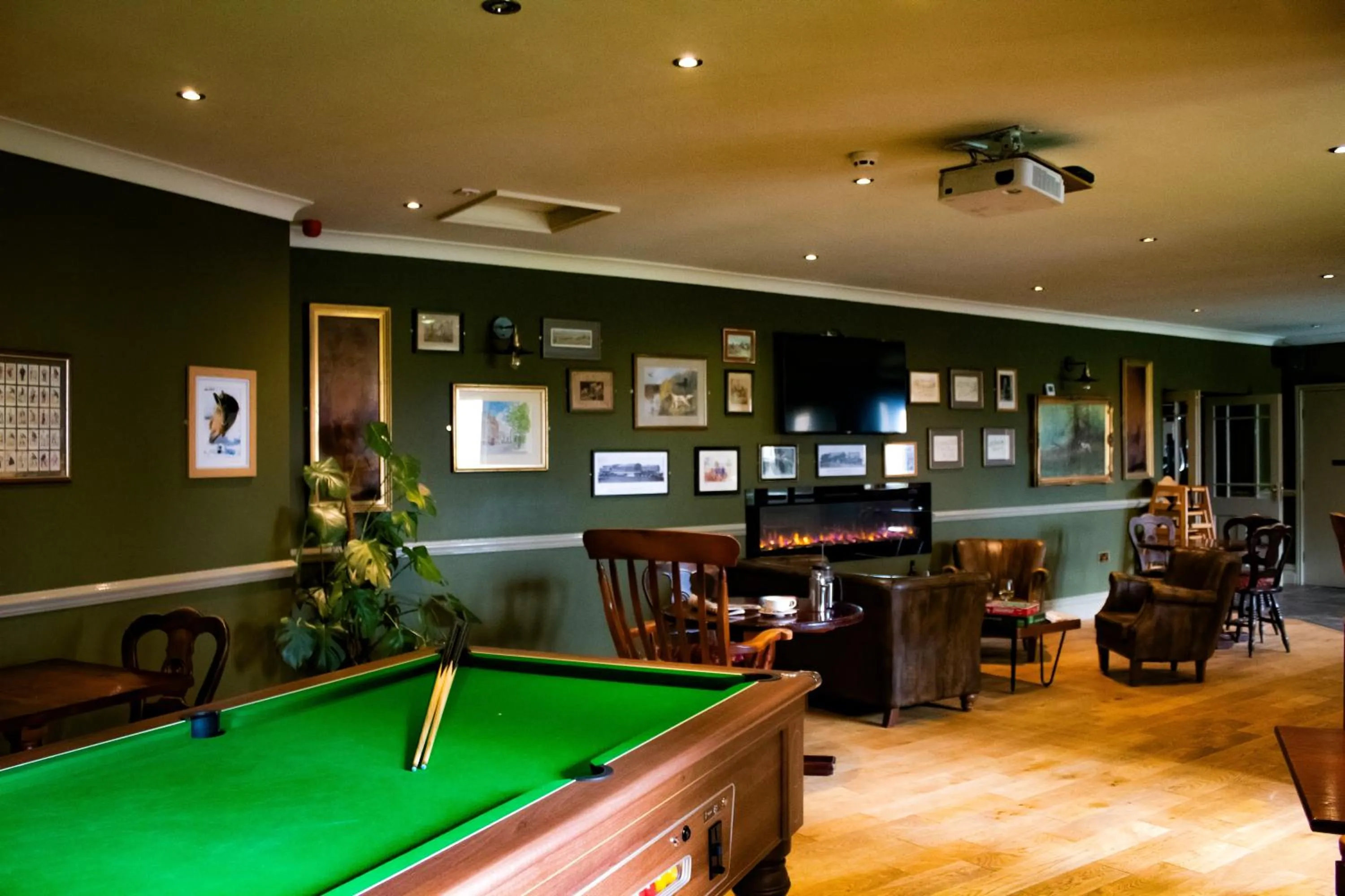Billiard in The Dog and Partridge