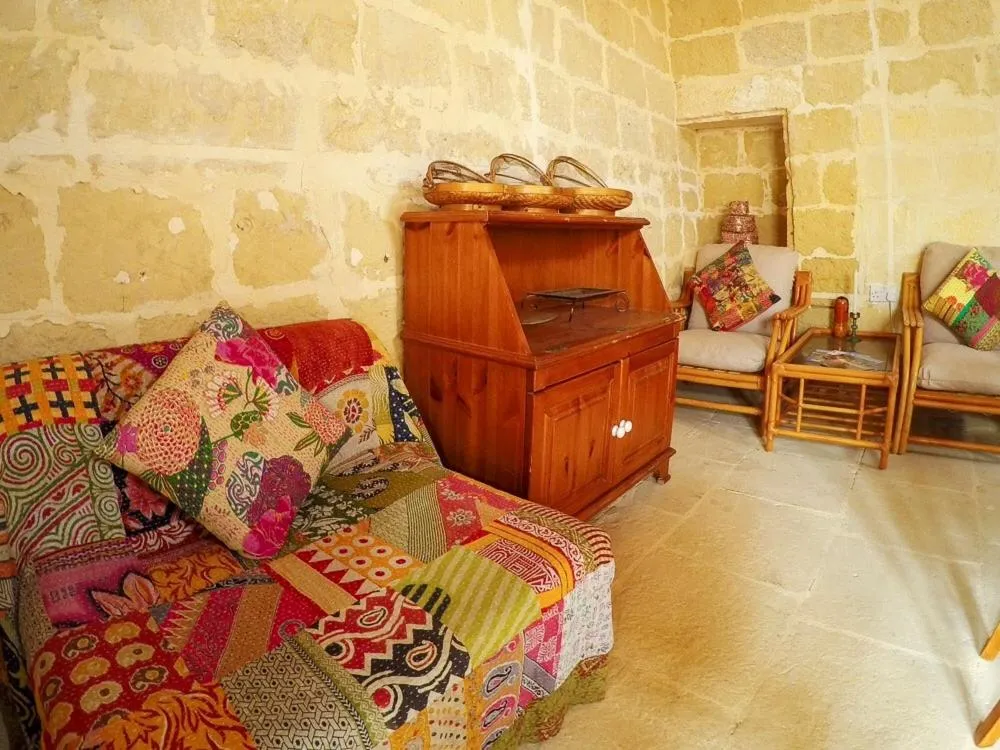 Decorative detail in Shanti Ghar Gozo