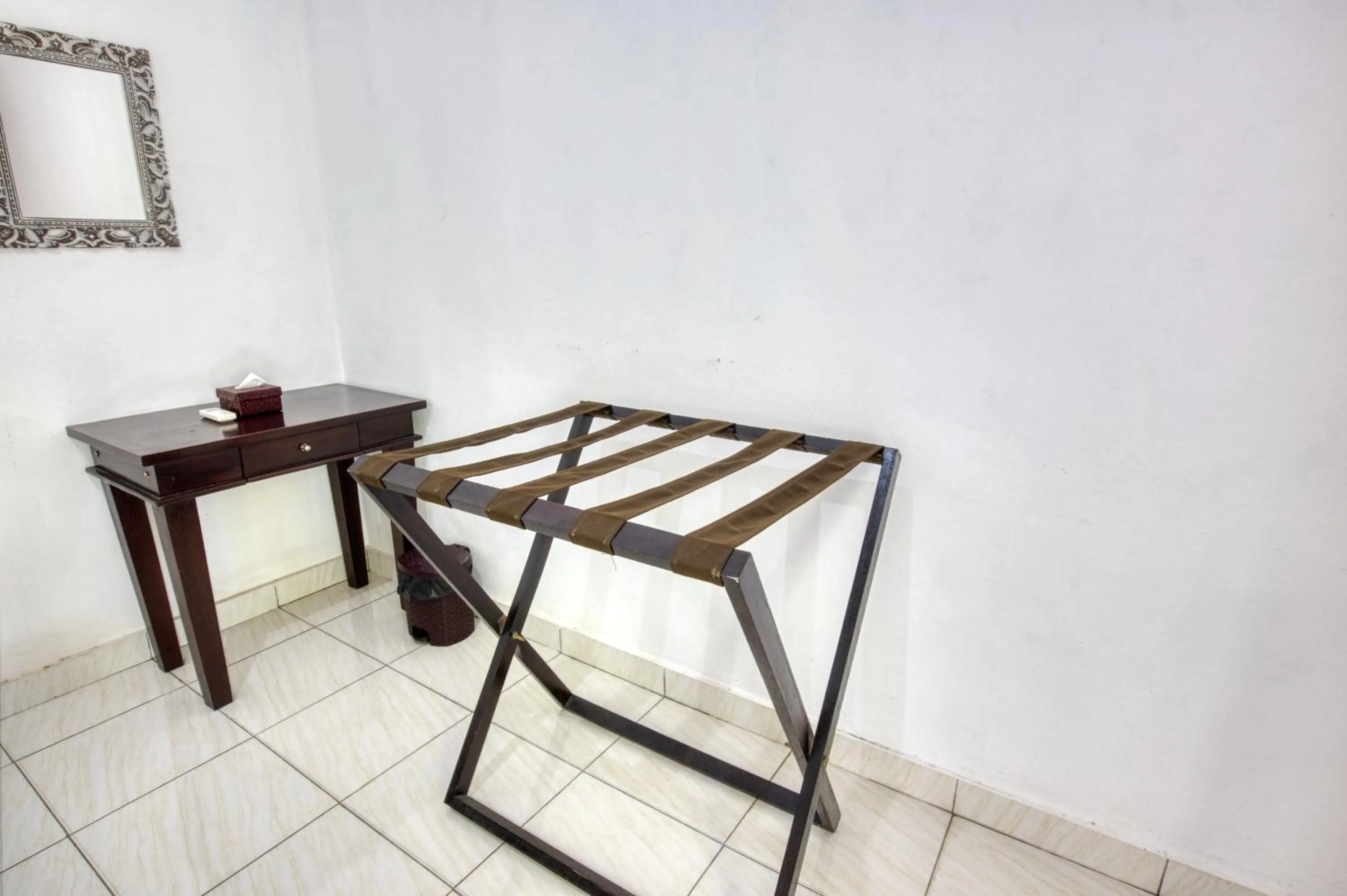 Other in Ari La Casa