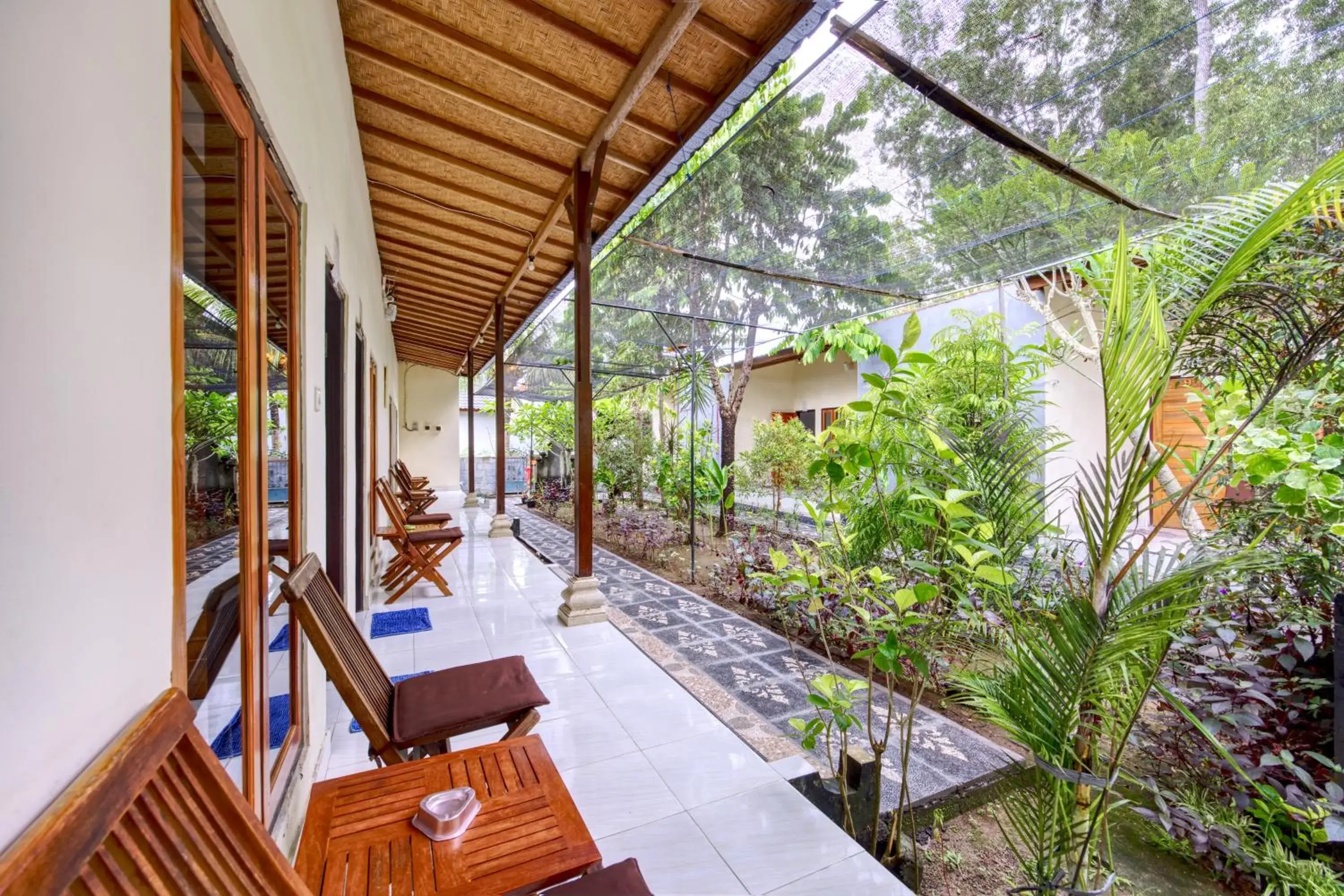 Property building in Ari La Casa Property building in Ari La Casa