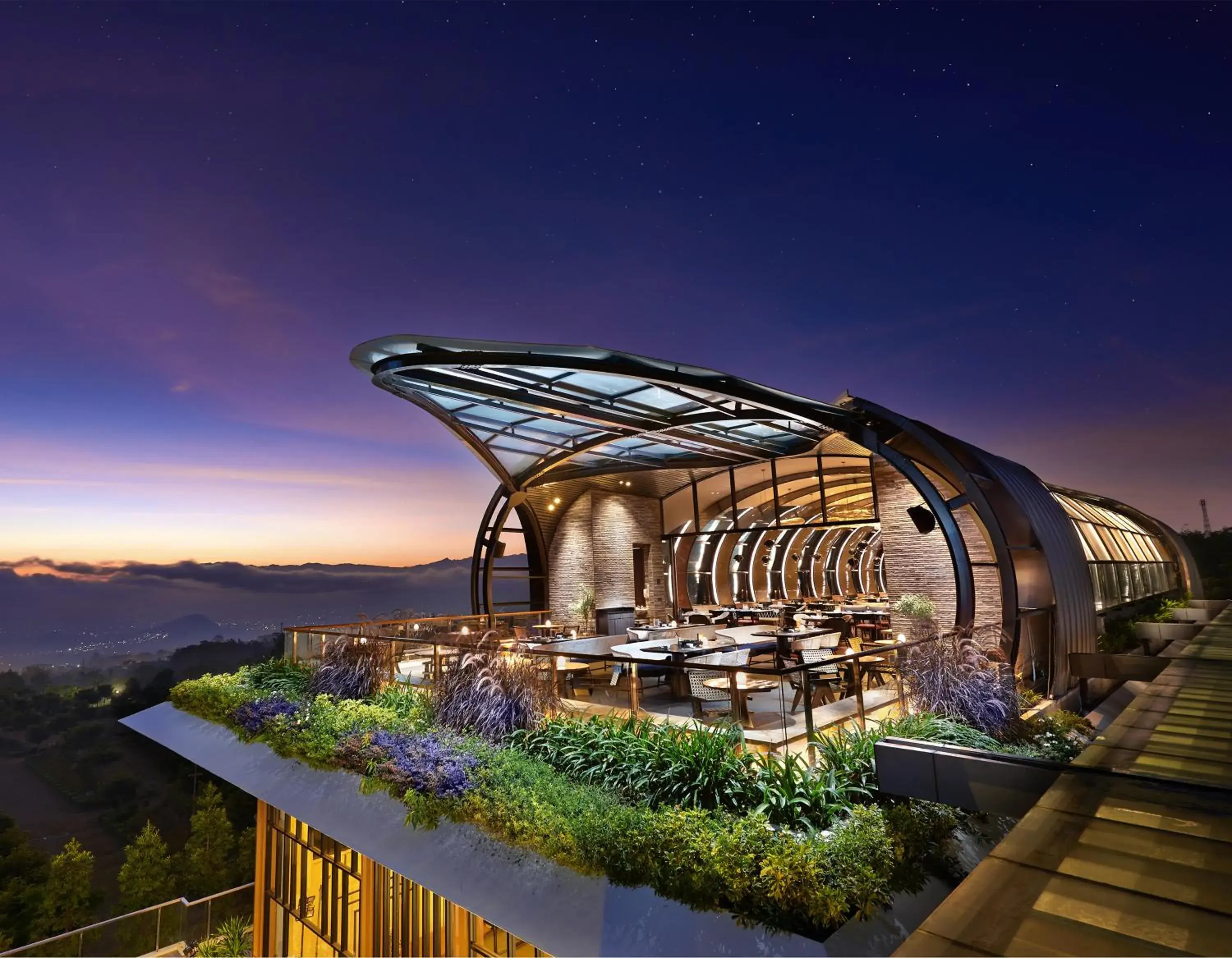 Restaurant/places to eat in Golden Tulip Holland Resort Batu Restaurant/places to eat in Golden Tulip Holland Resort Batu