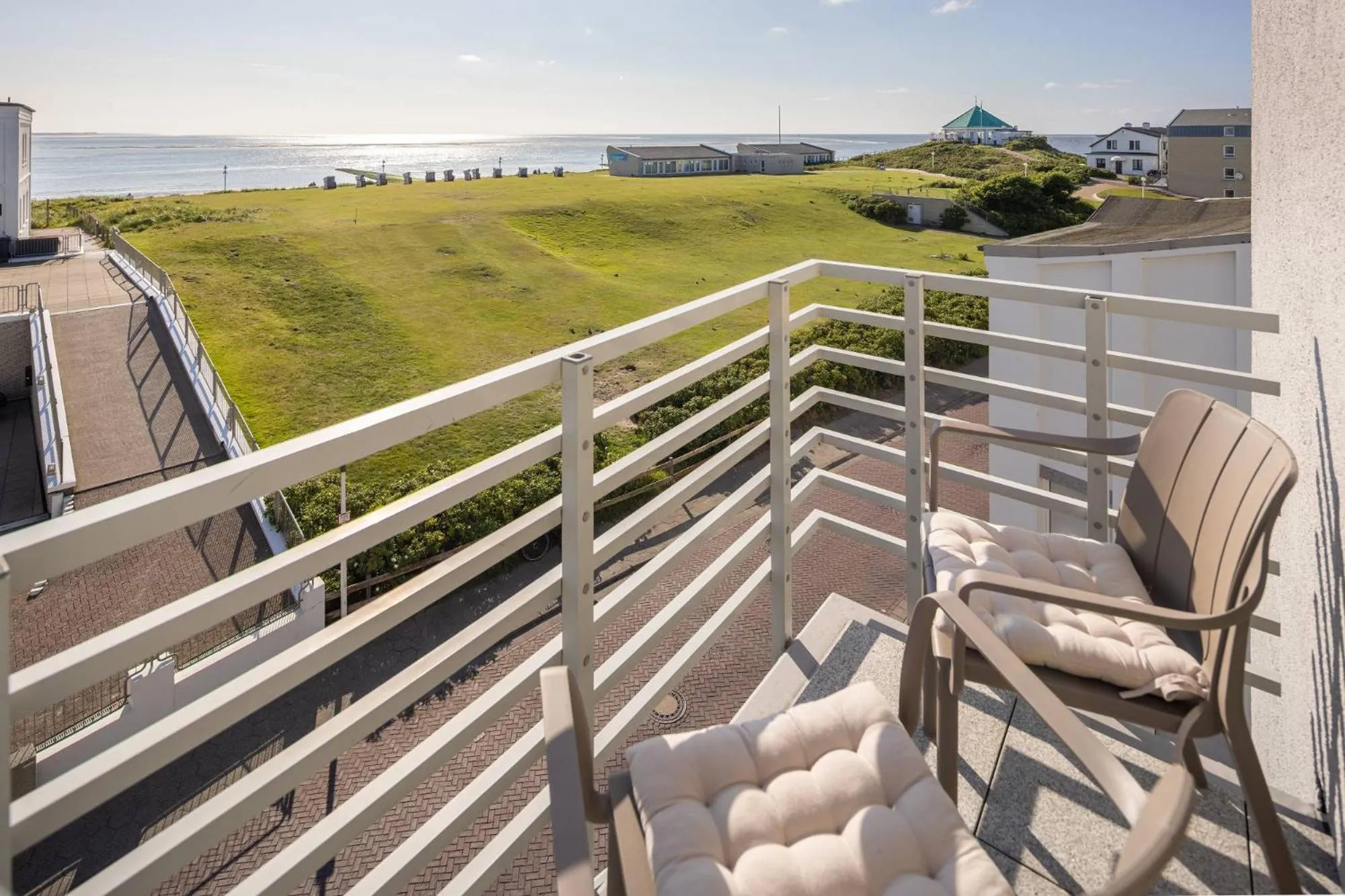 Summer in Hotel Stranddistel