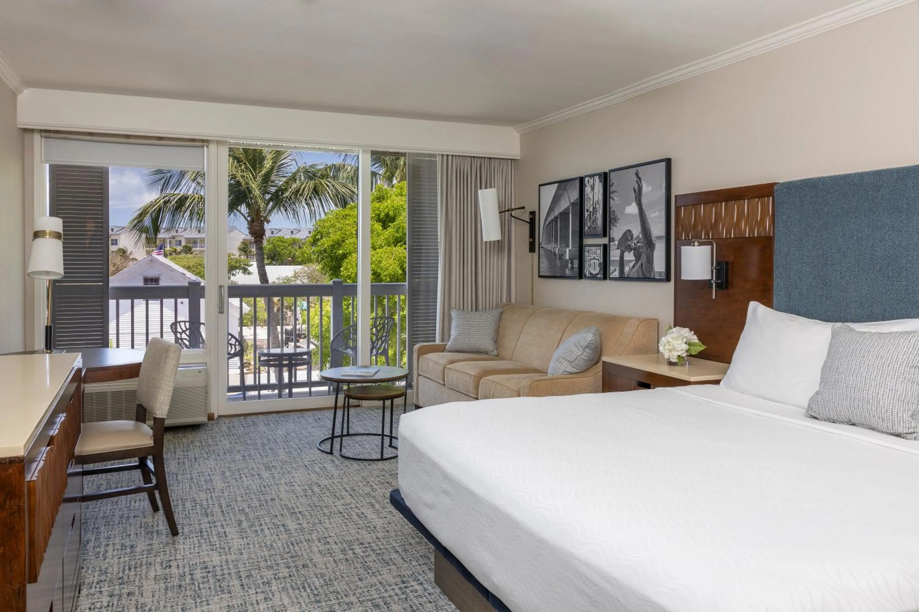 Bedroom, Bed in Opal Key Resort & Marina