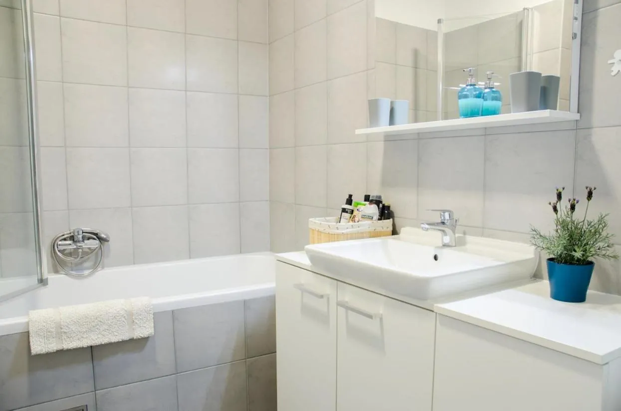 Bathroom in Apartment Šola, GARAGE