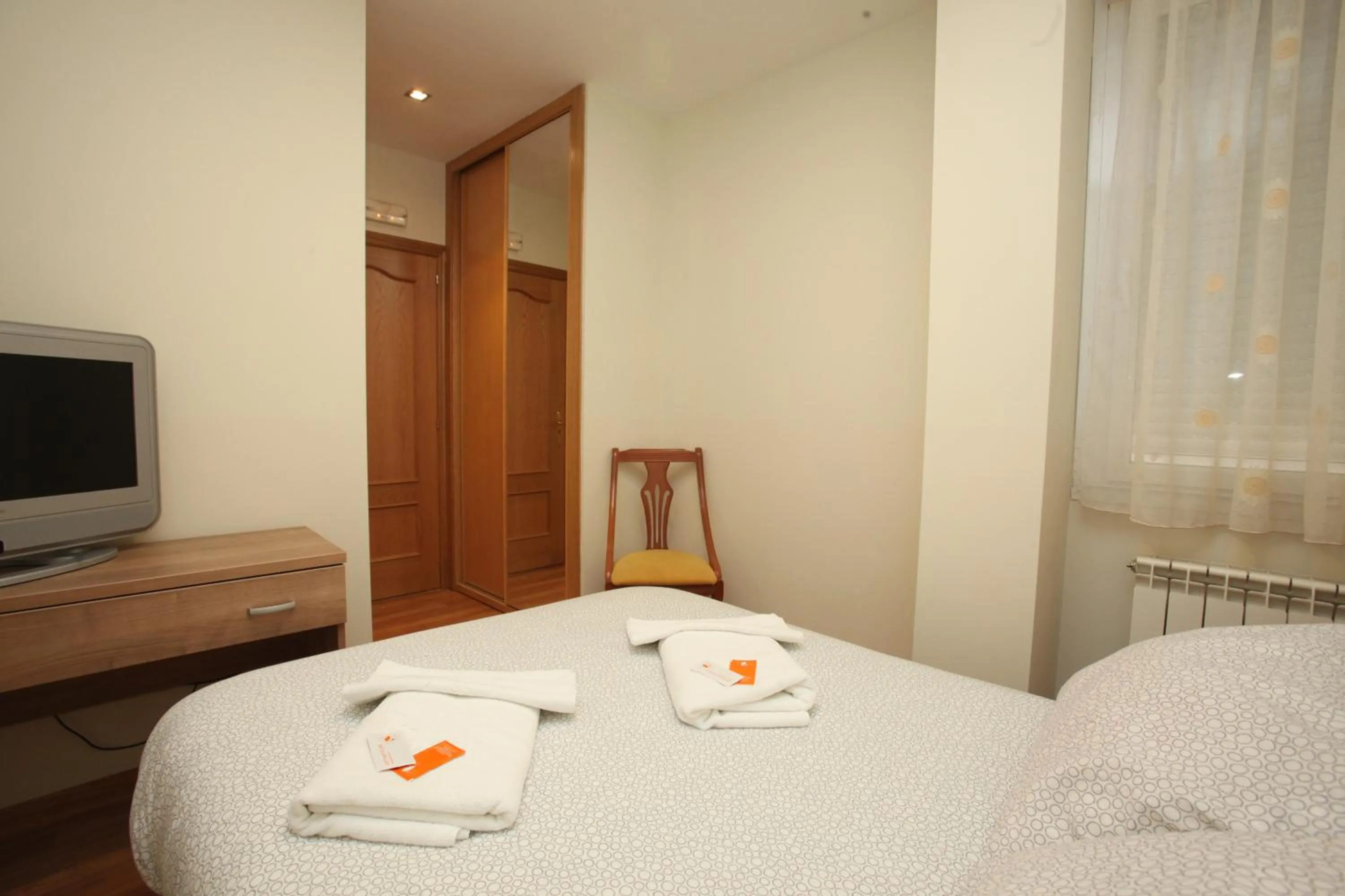 Double or Twin Room in Hostal Restaurante Central