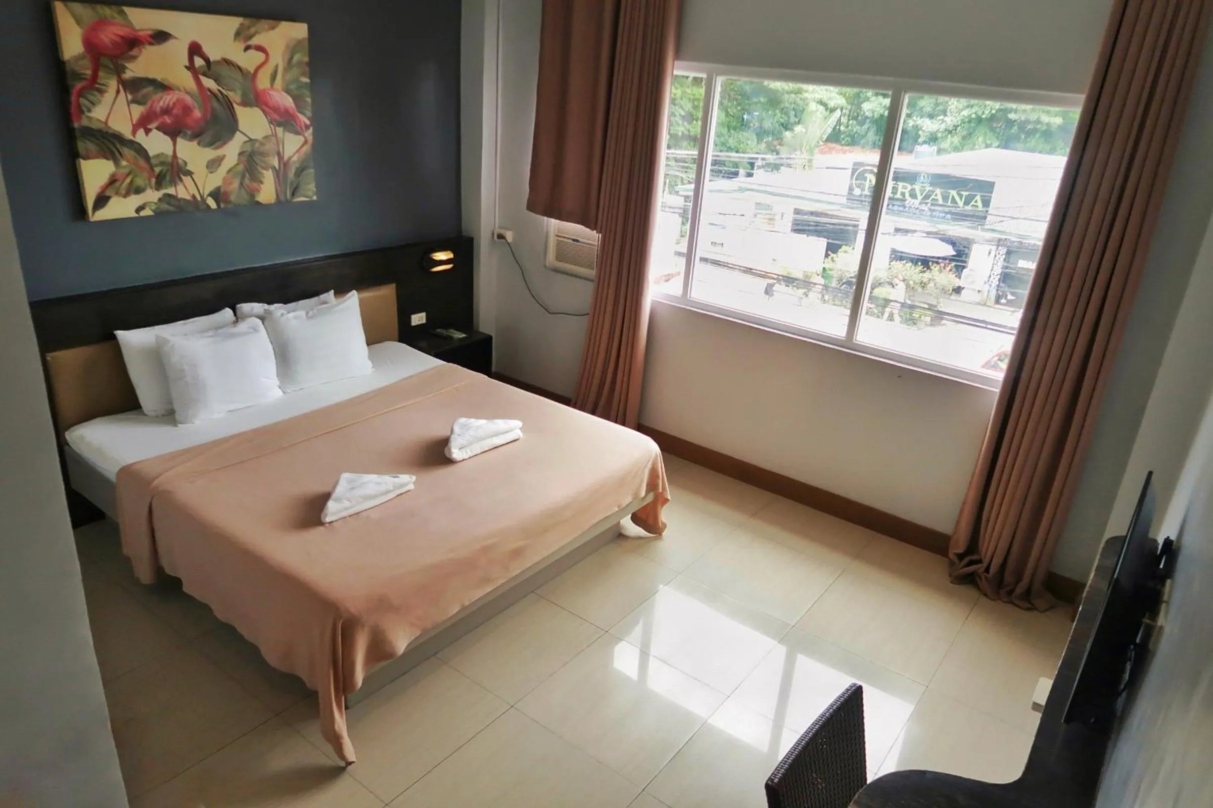 Bedroom, Bed in LEUX Hotel Alona Panglao