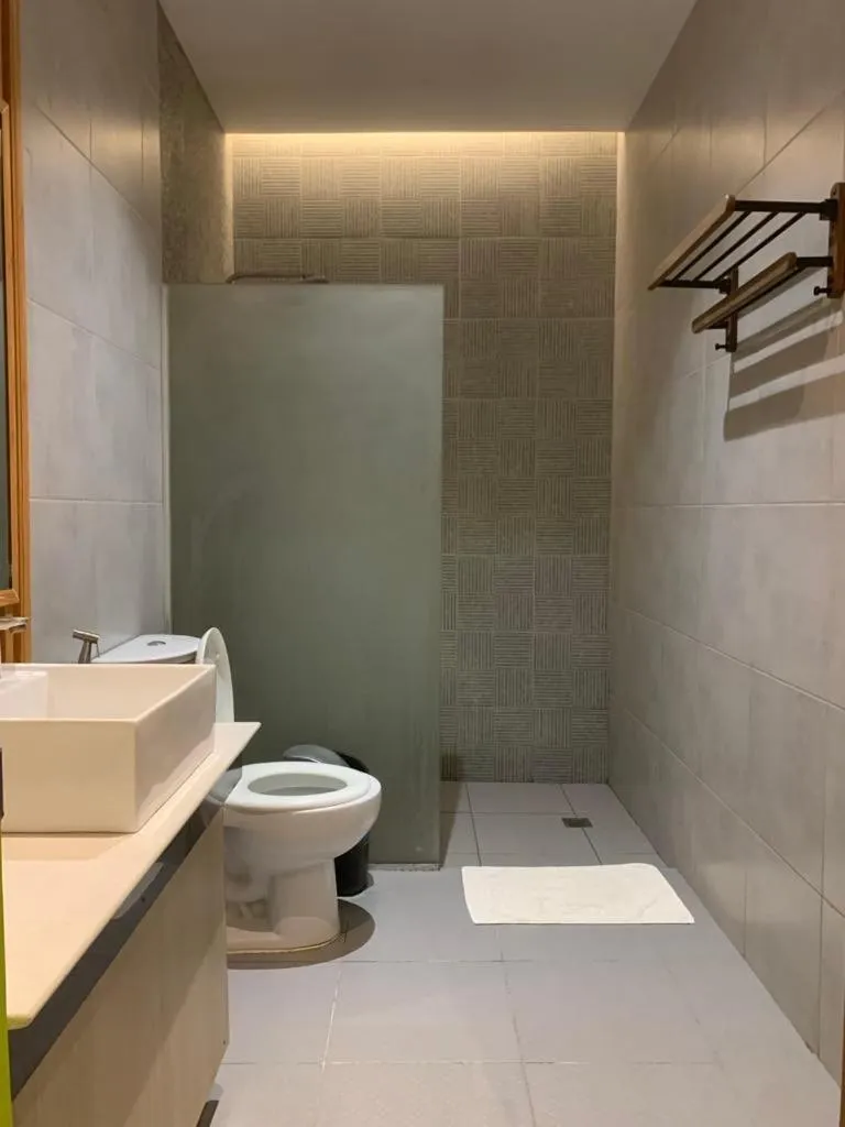 Bathroom in LEUX Hotel Alona Panglao