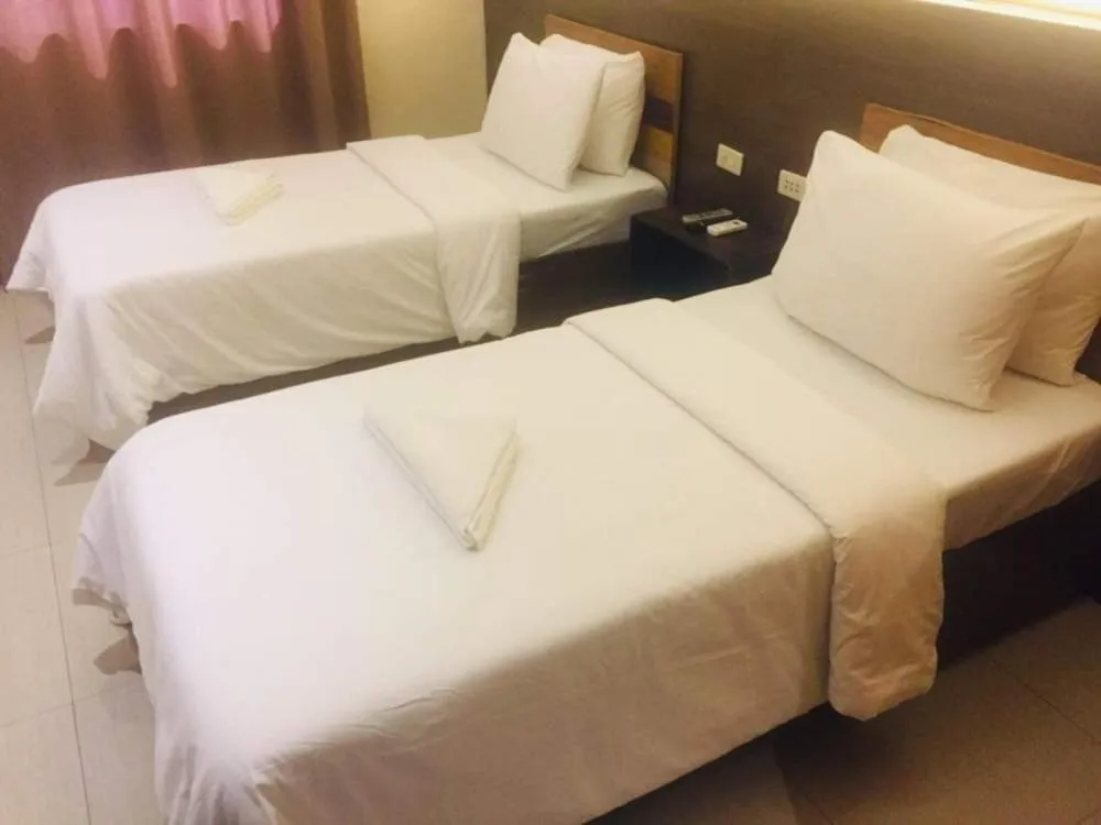 Bedroom, Bed in LEUX Hotel Alona Panglao