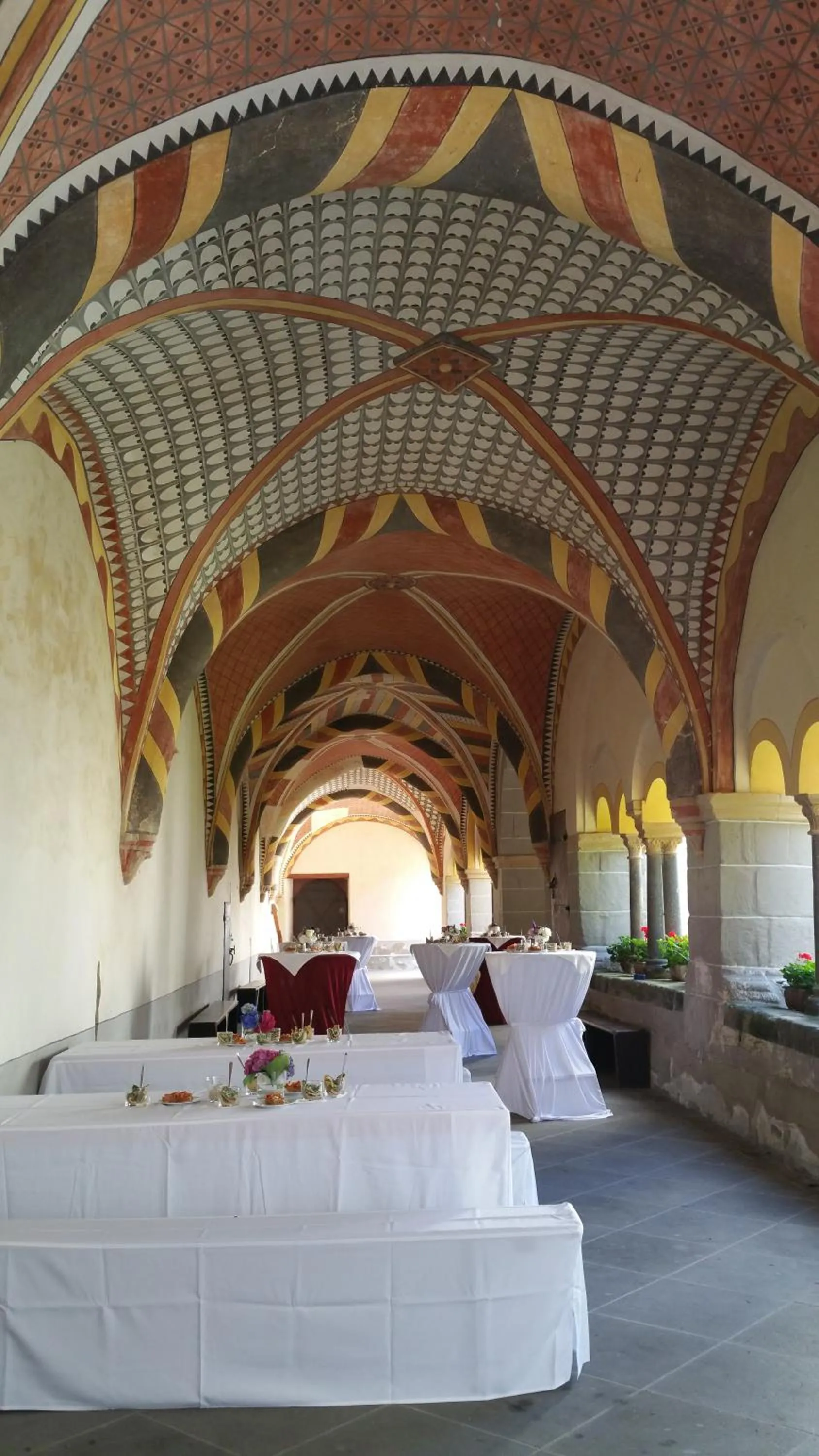 Bed in Gästehaus der Abtei Sayn