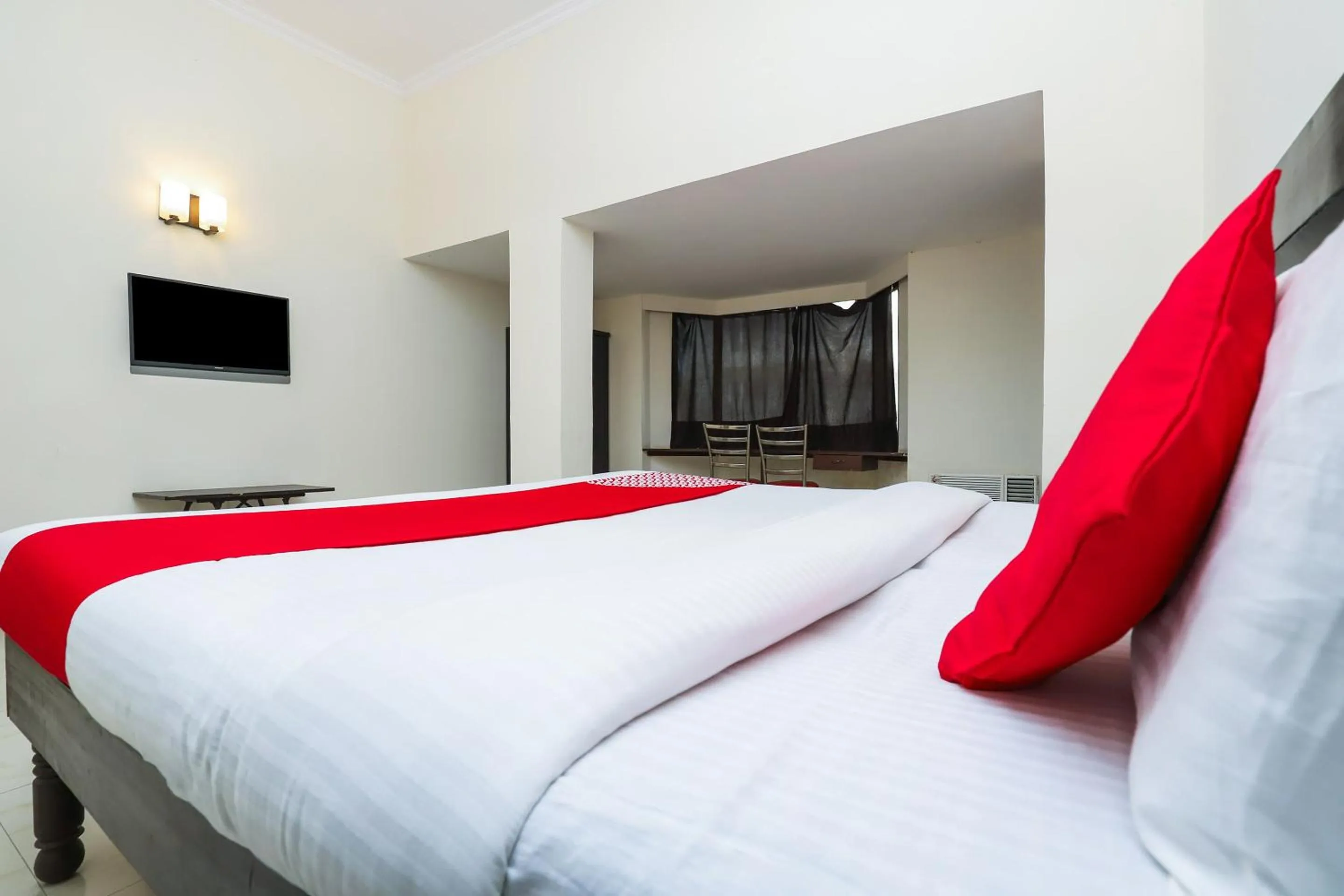 Bedroom in Hotel O Shiv Shakti Inn Near Kamal Cinema