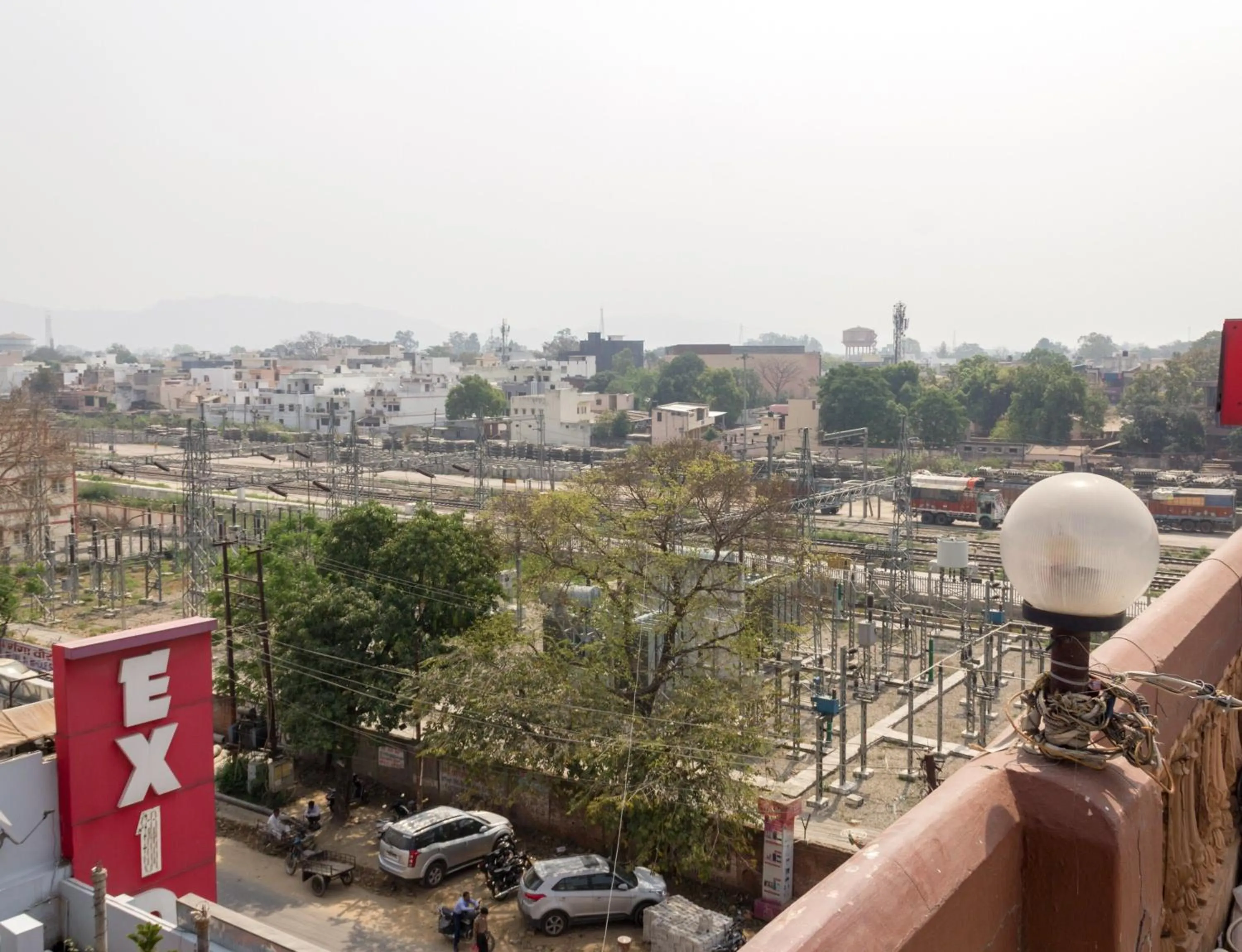Facade/entrance in Hotel O Mehfil Hotel
