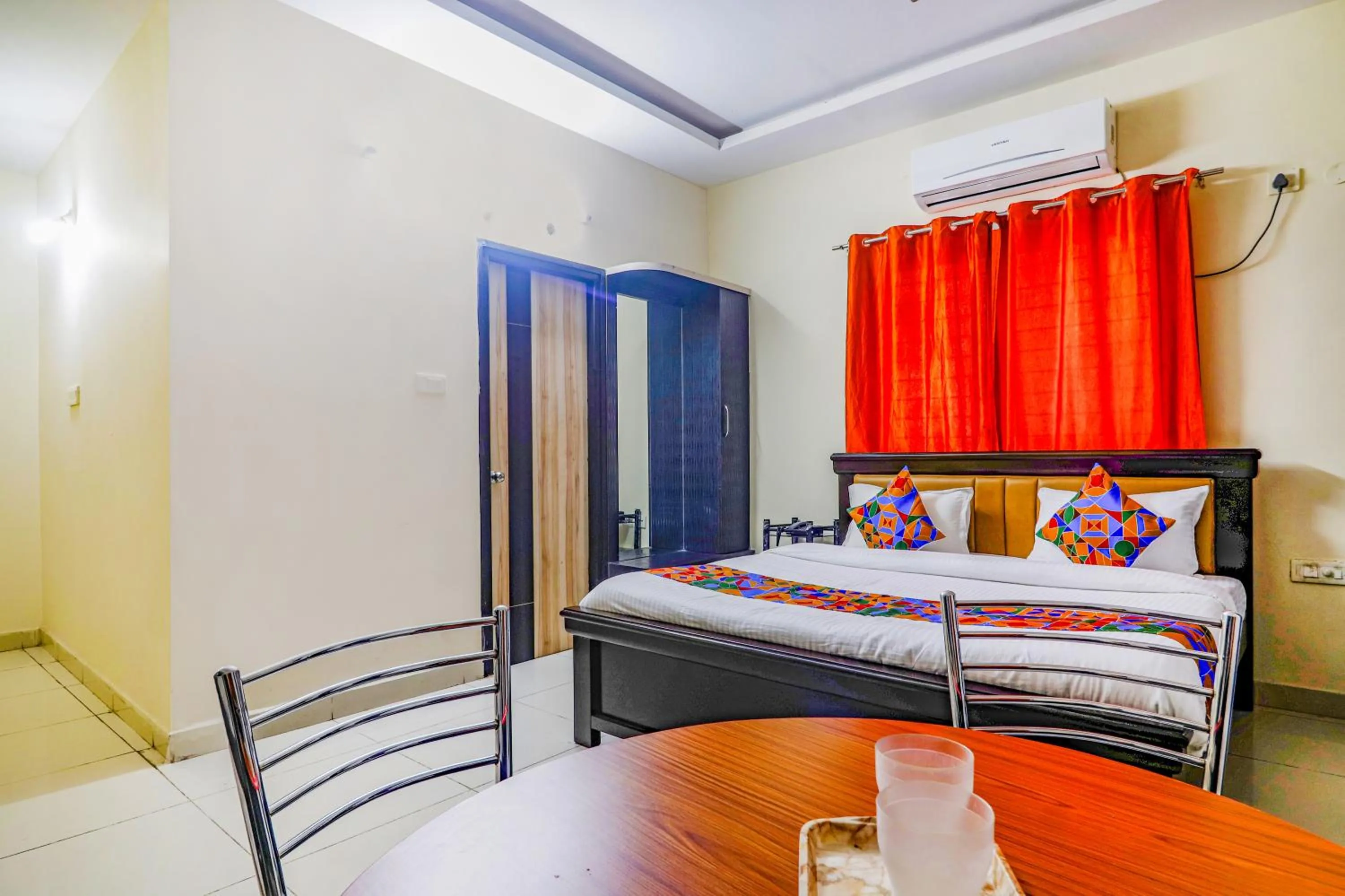 Bed in Via Direct Checkin - Nr Hitech City