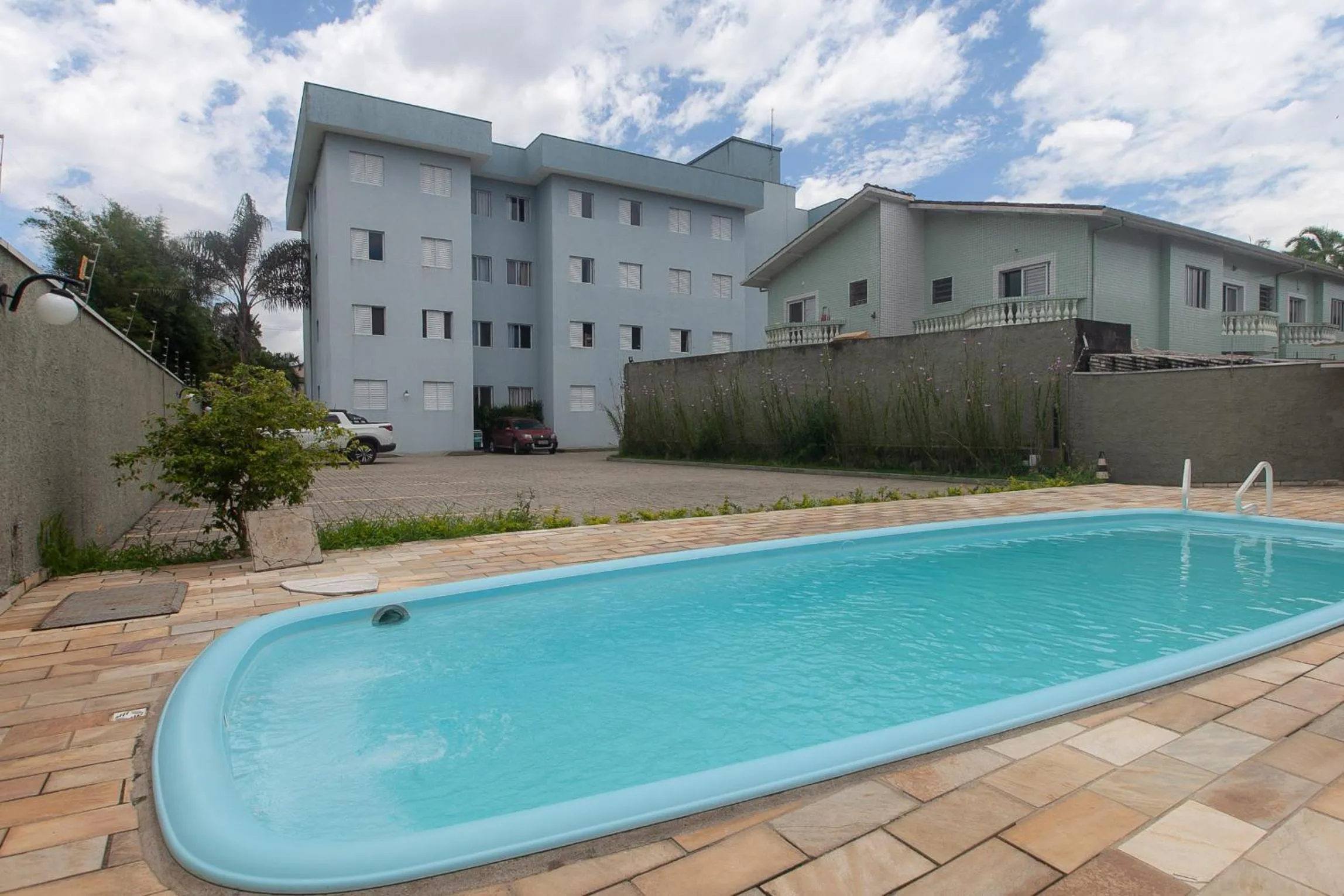Property building in Apartamento Erica Itaguá proximo da Praia Grande