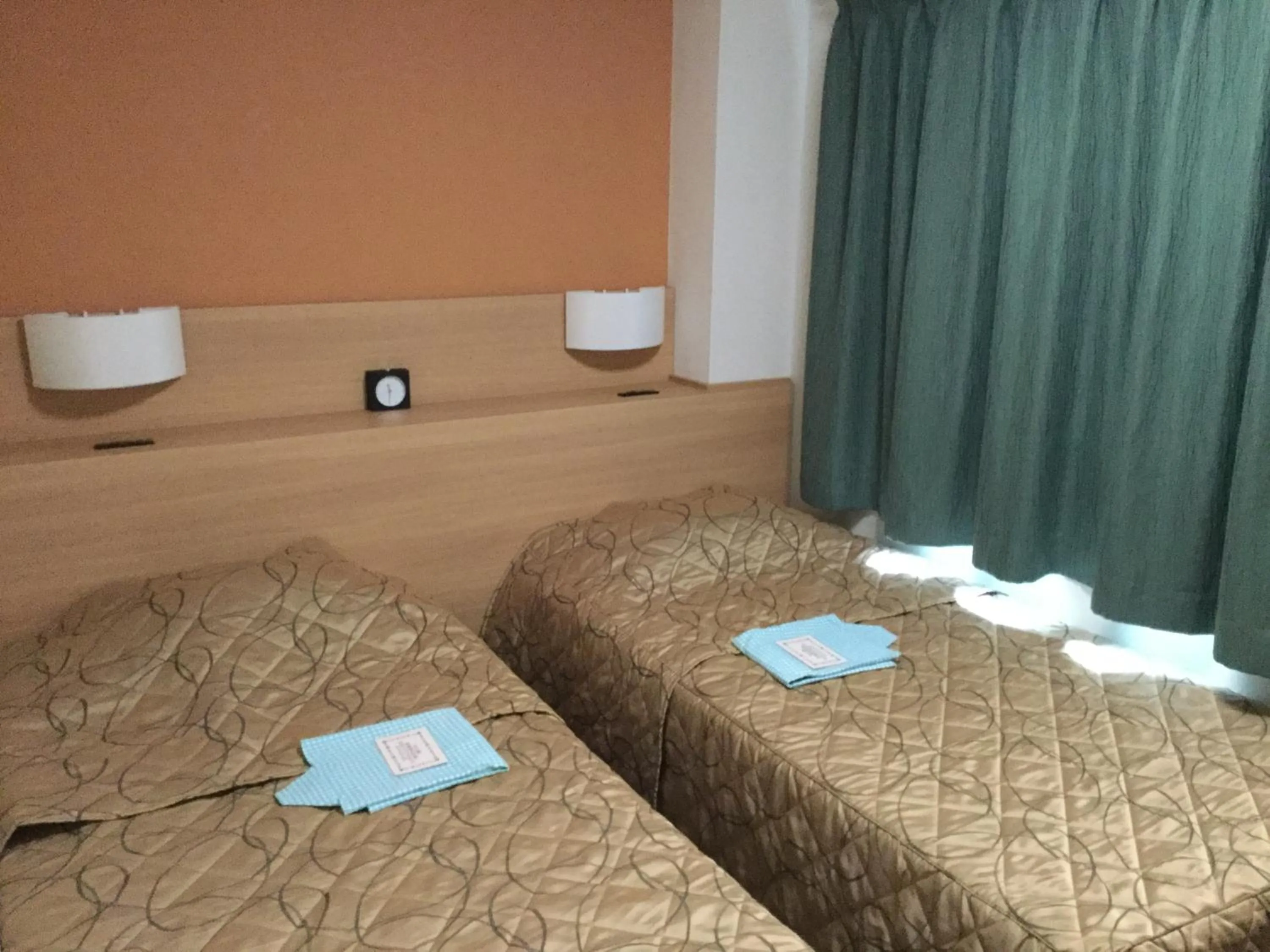 Bed in Maebashi Business Hotel Luka