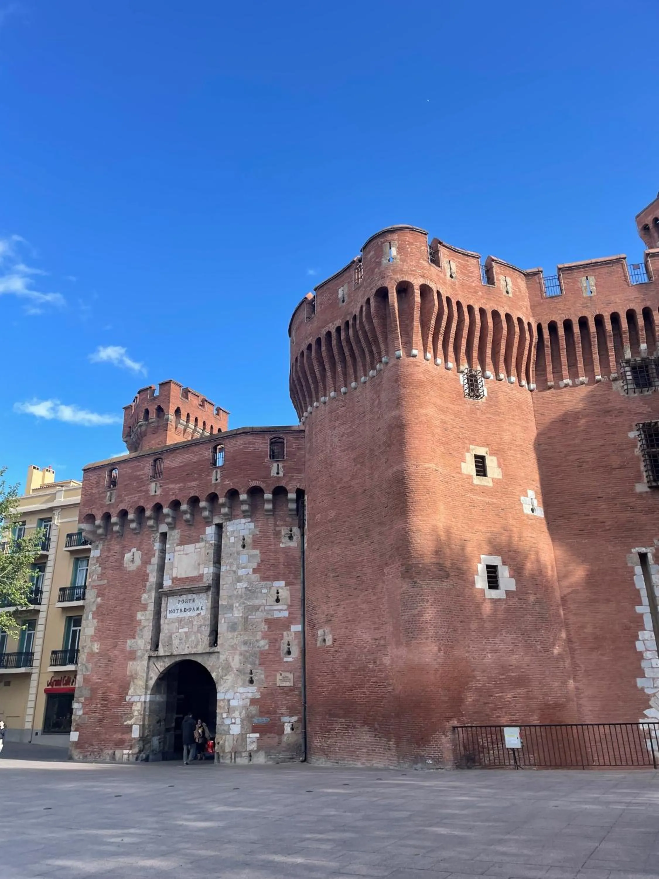 Property building in Hotel De France Perpignan Centre Ville