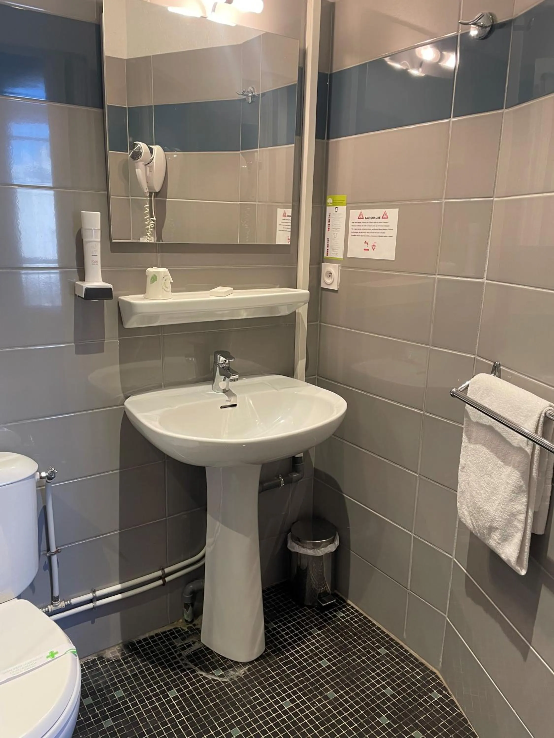 Property building in Hotel De France Perpignan Centre Ville