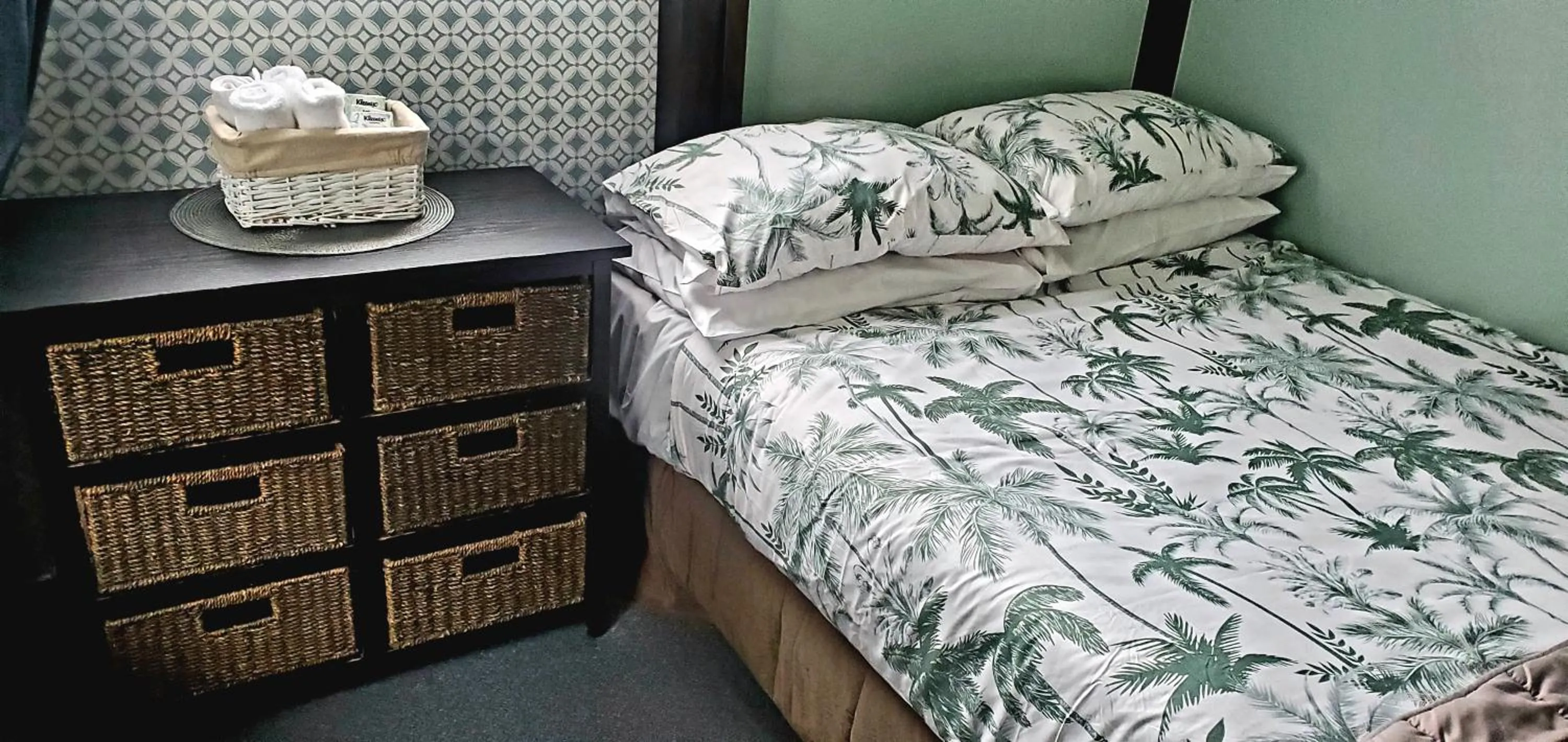 Bed in Tokaanu Lodge Motel