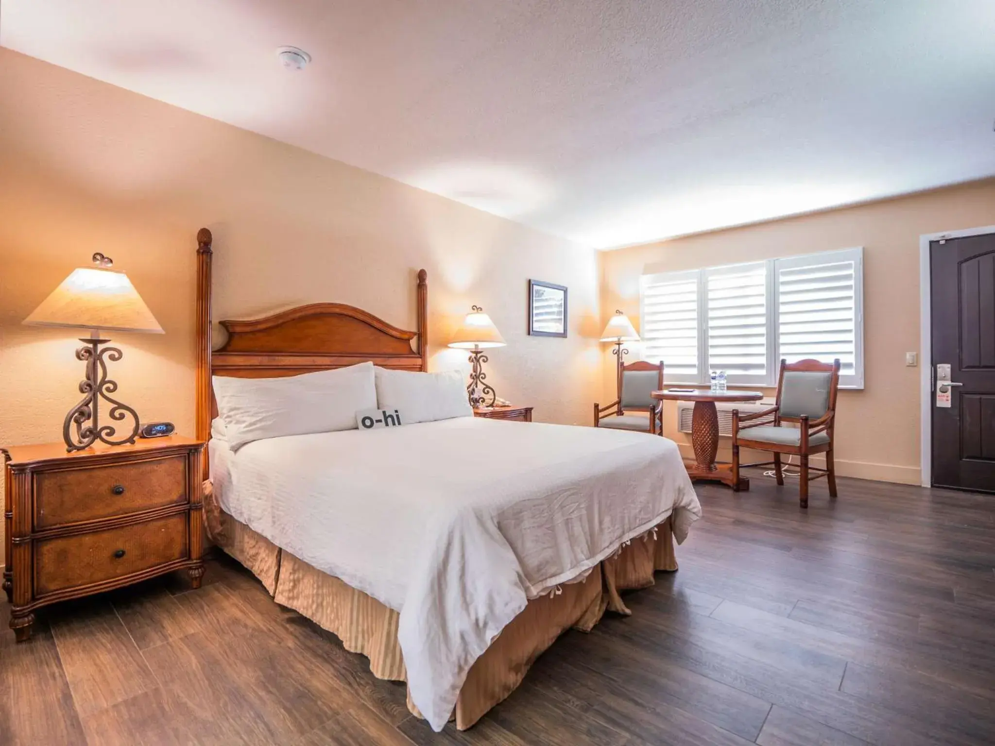 Photo of the whole room, Bed in Casa Ojai Inn Photo of the whole room, Bed in Casa Ojai Inn