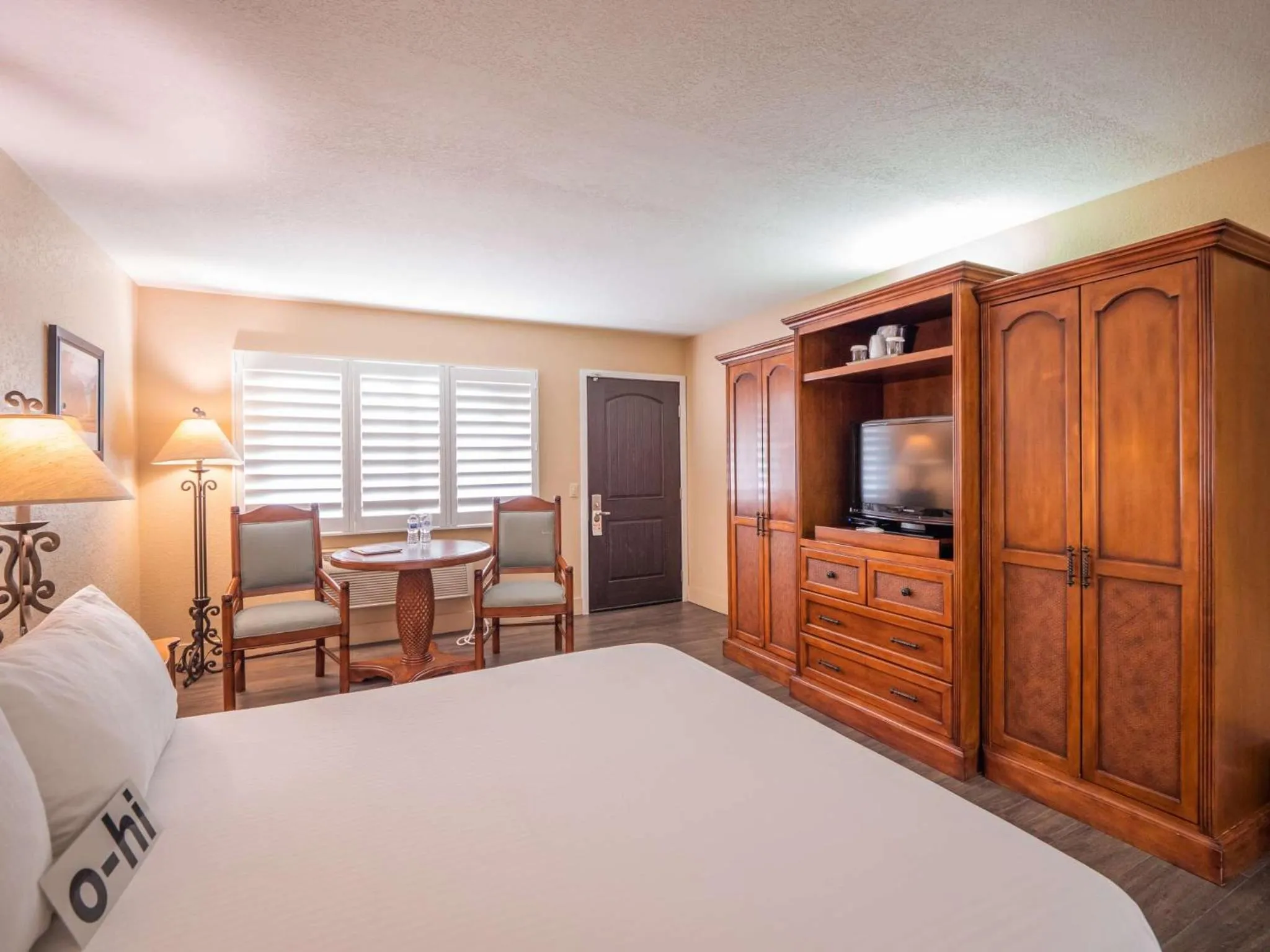 TV and multimedia, Bed in Casa Ojai Inn