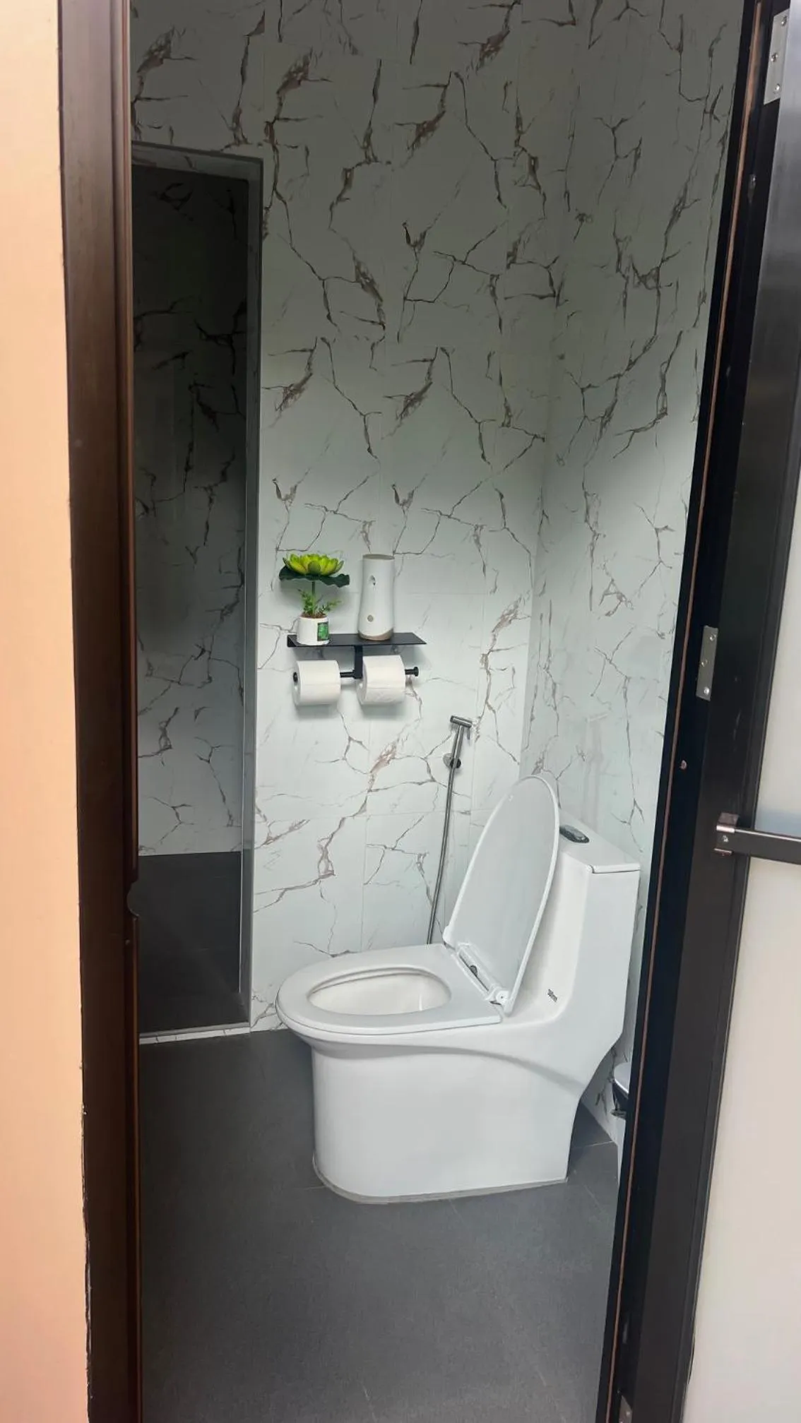 Cabilao Sunset Dive & Beach Resort