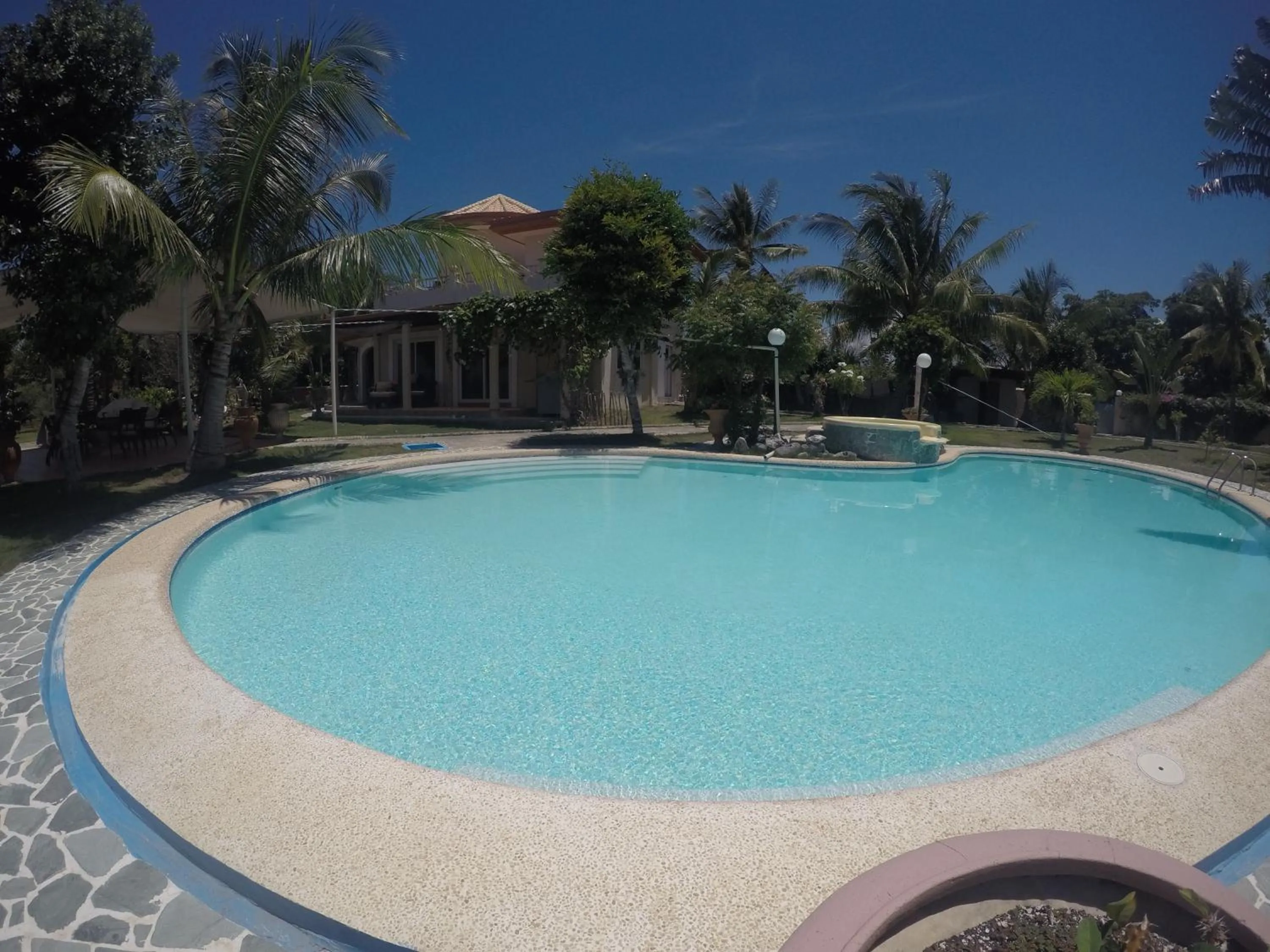 Cabilao Sunset Dive & Beach Resort