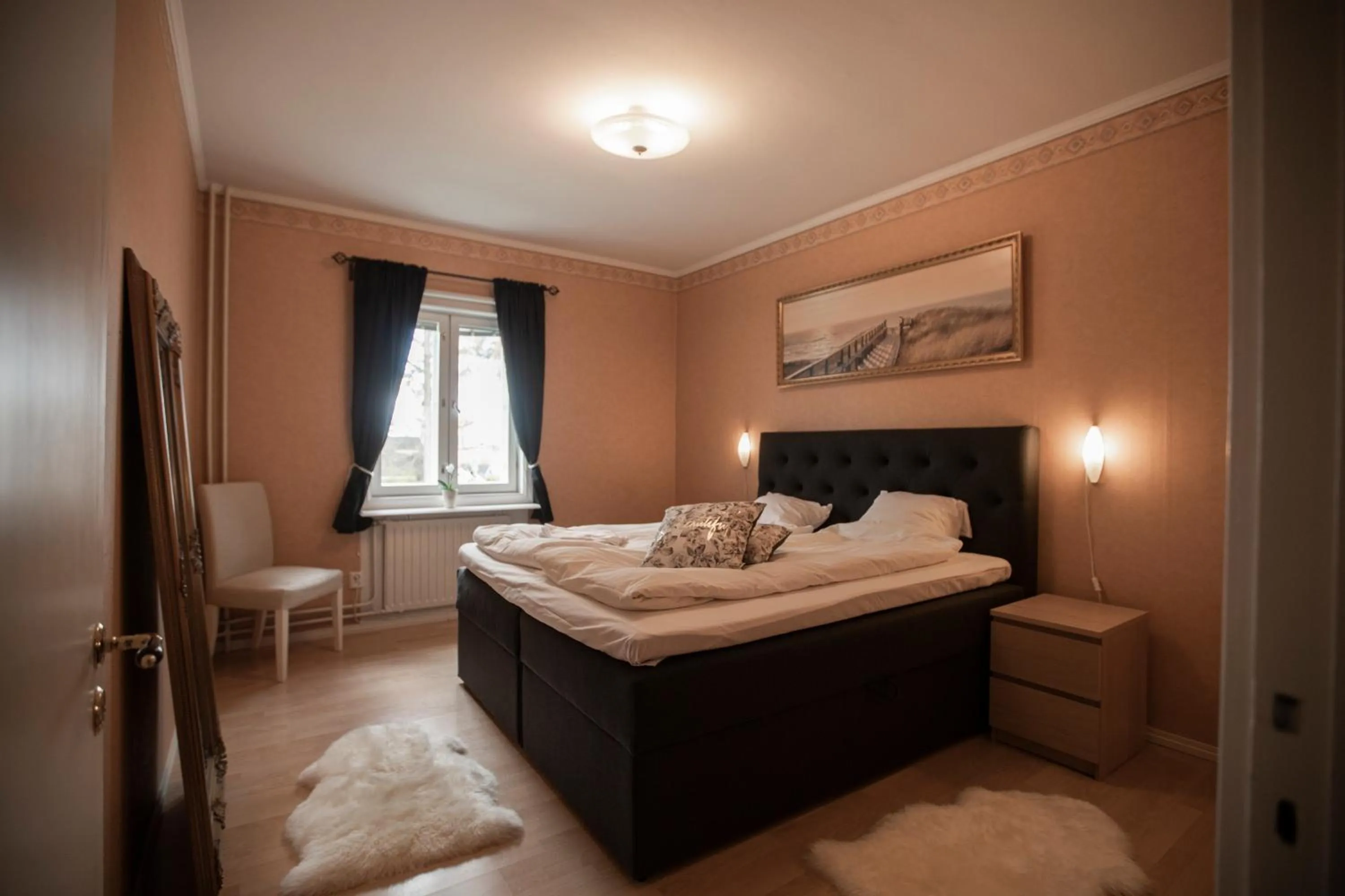 Shower, Bed in Klintvägen Apartments