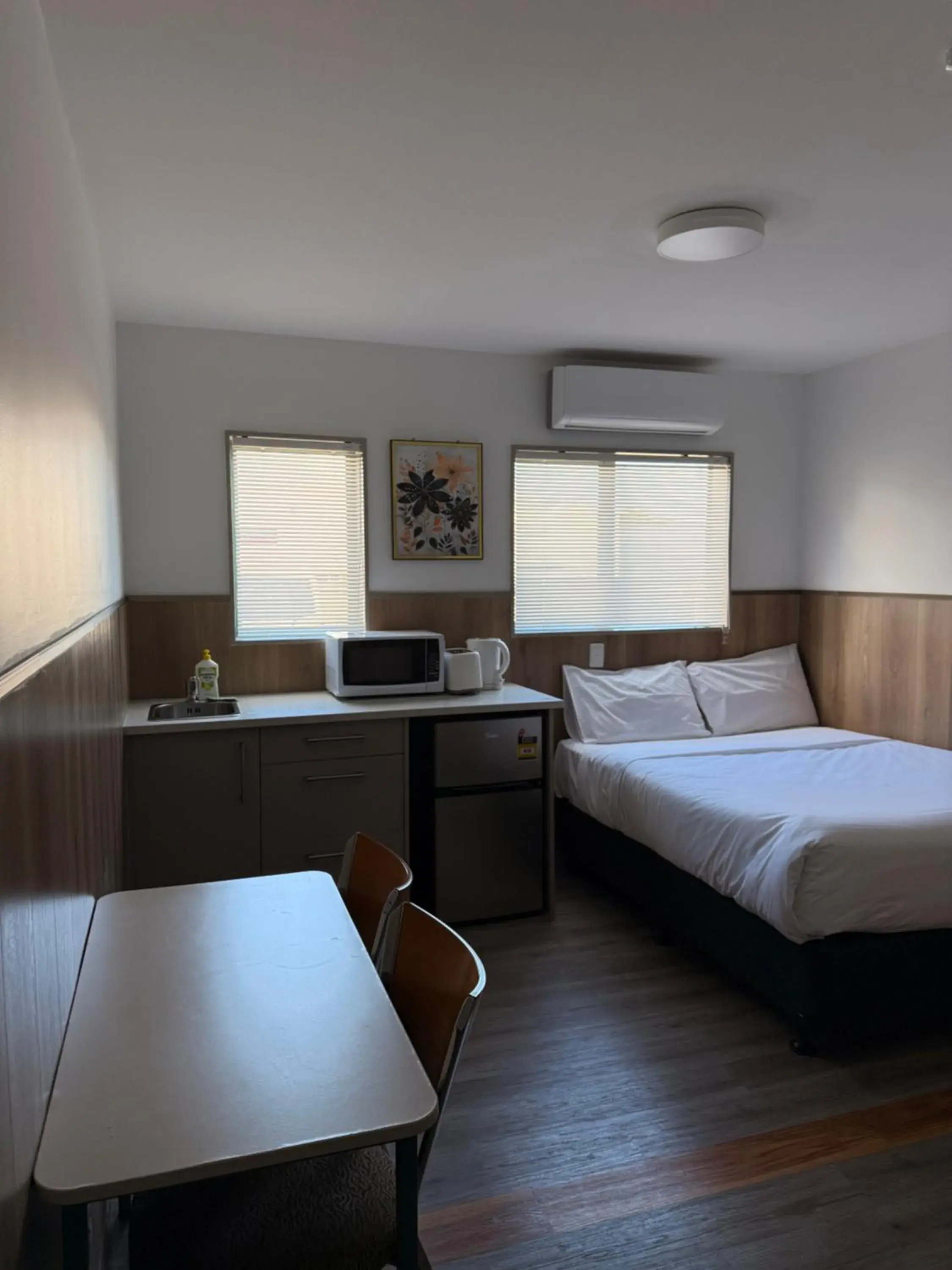 Studio - Disability Access in Conway Motel Manukau Studio - Disability Access in Conway Motel Manukau