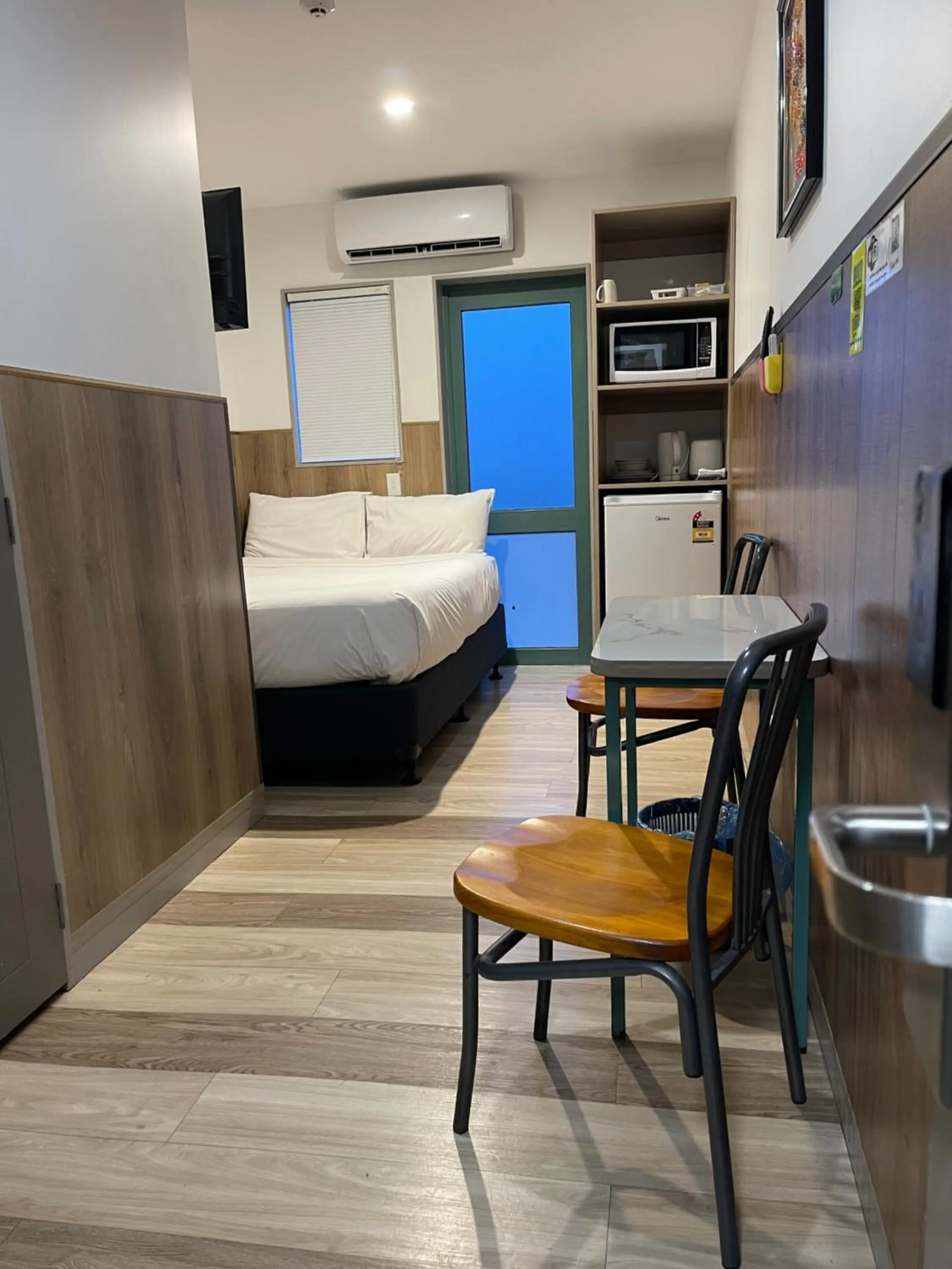 Bed in Conway Motel Manukau